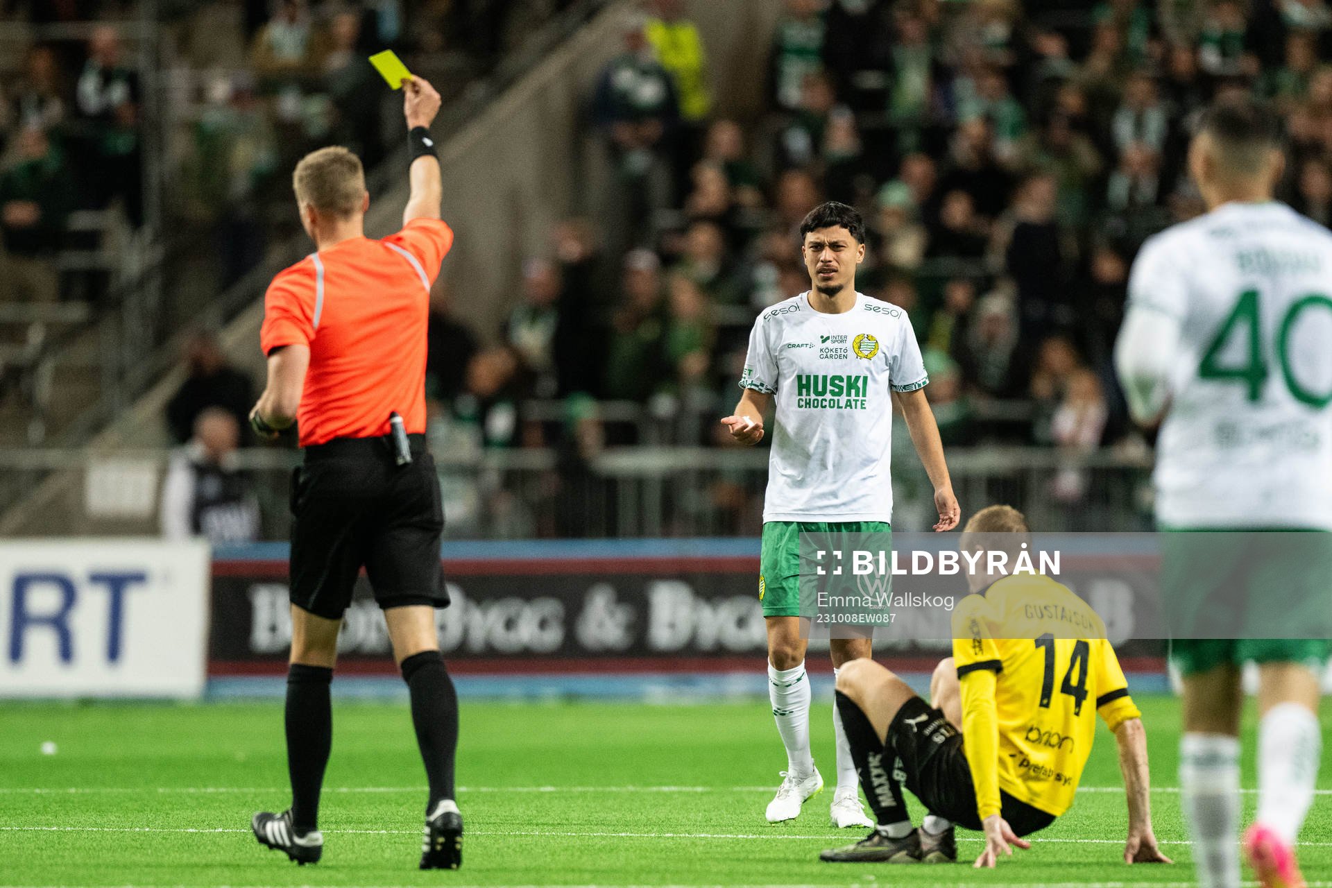 Hammarbys Alper Demirol reagerar