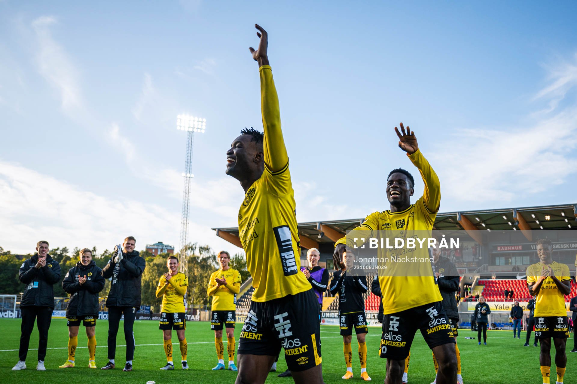 Elfsborgs Jalal Abdullai och Michael Baidoo jublar