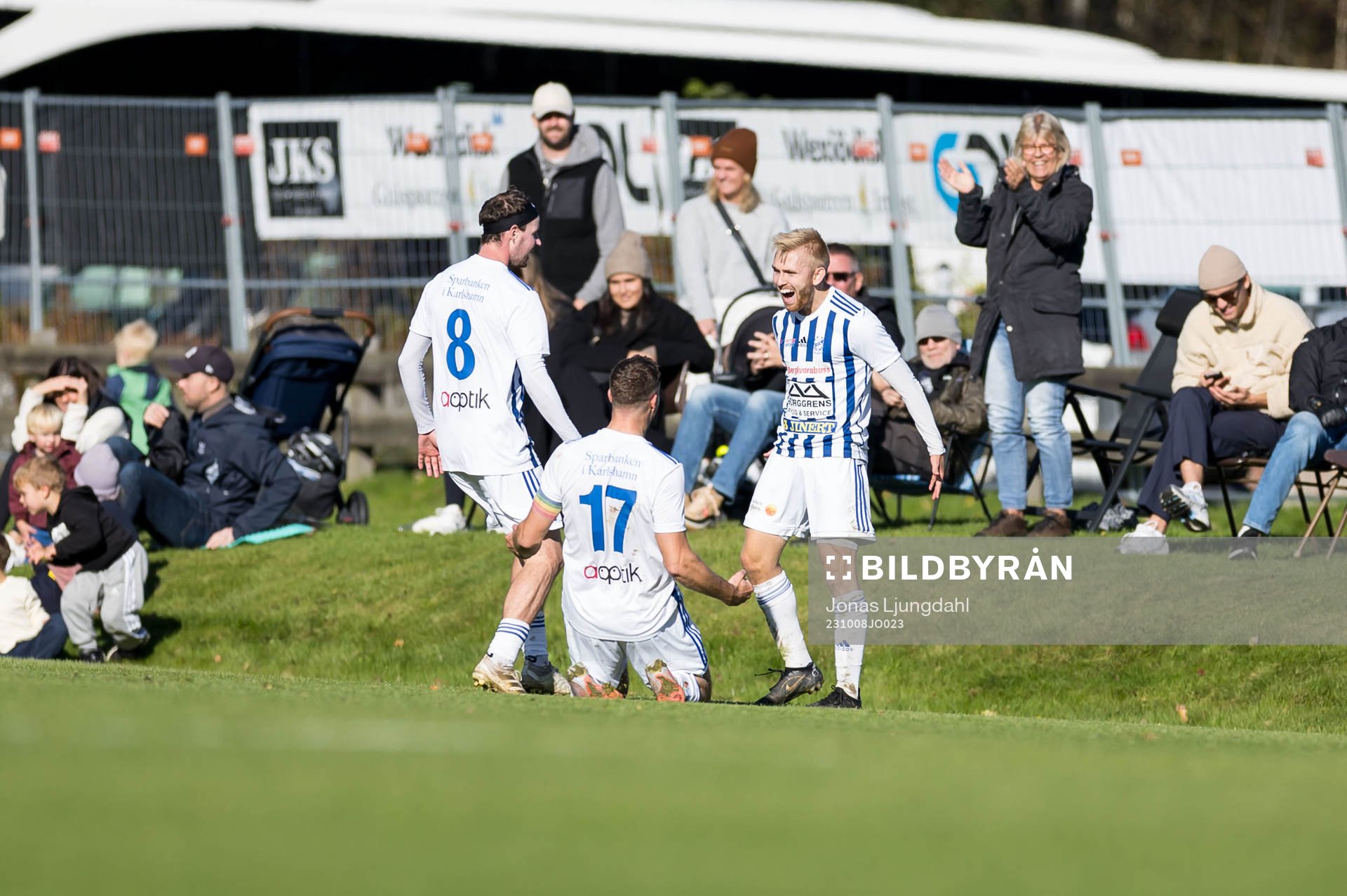 IFK Karlshamns Lukas Jönsson jublar