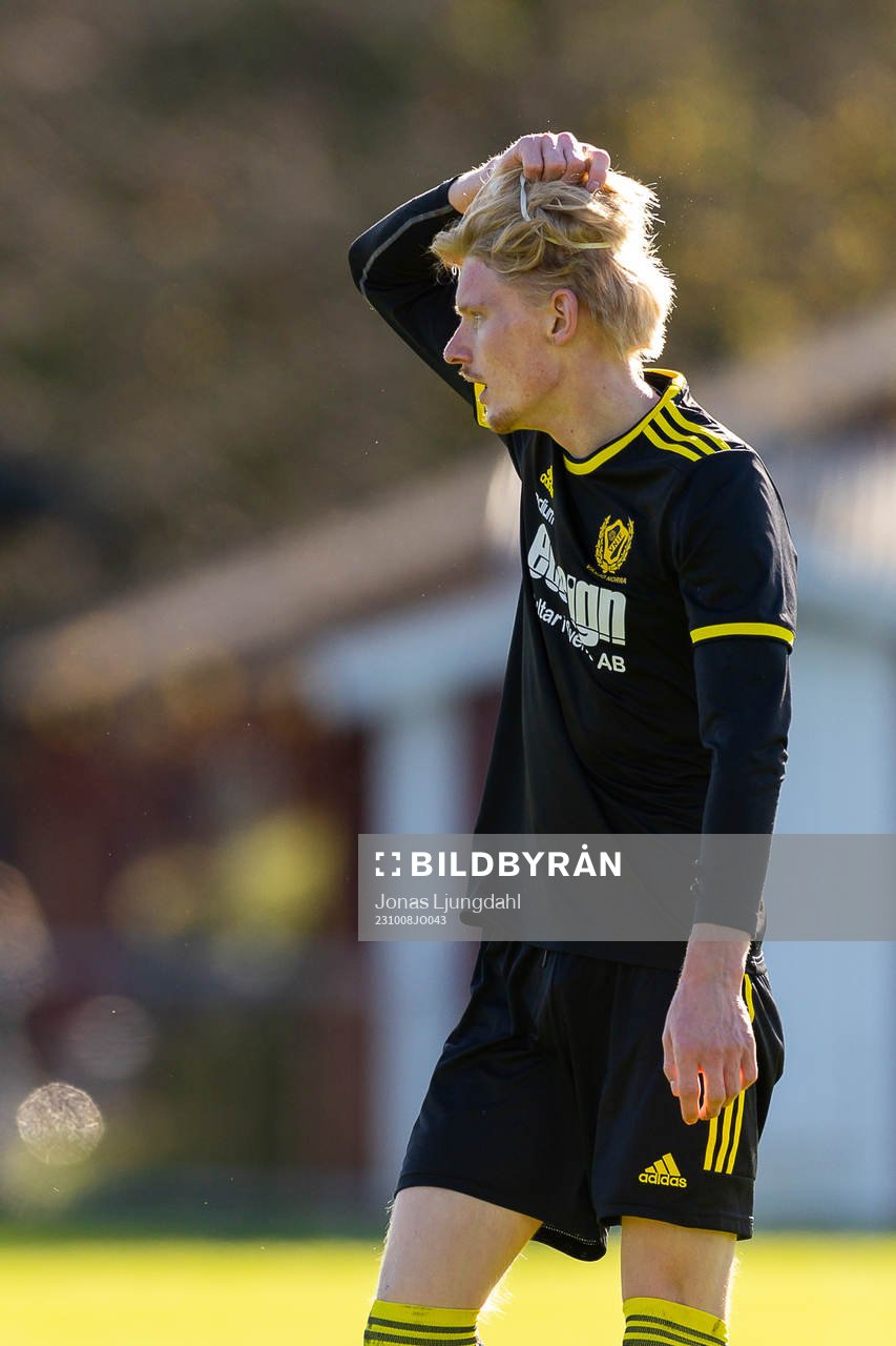 Växjö Norras Bastian Gustafsson deppar