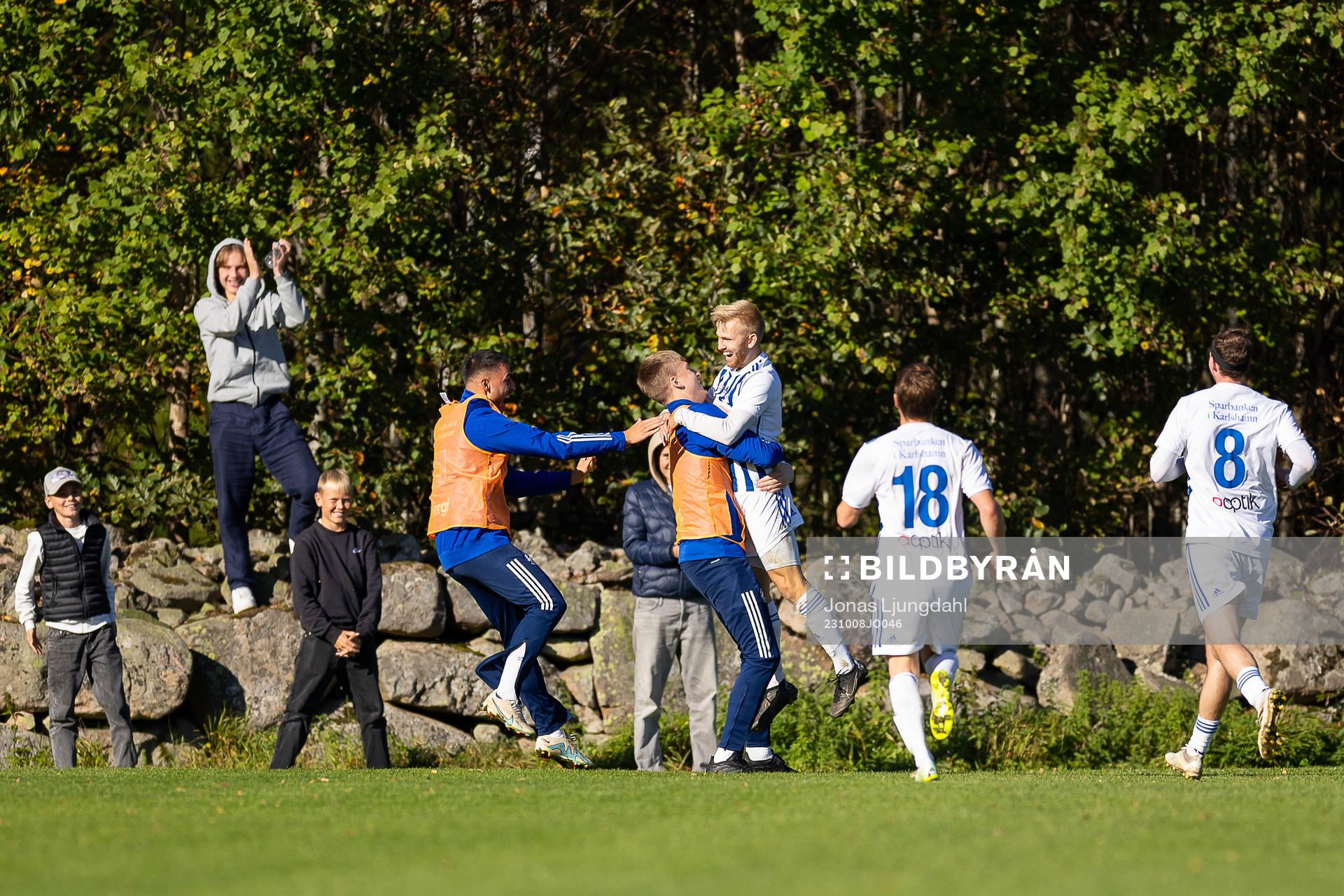 IFK Karlshamns Lukas Jönsson jublar