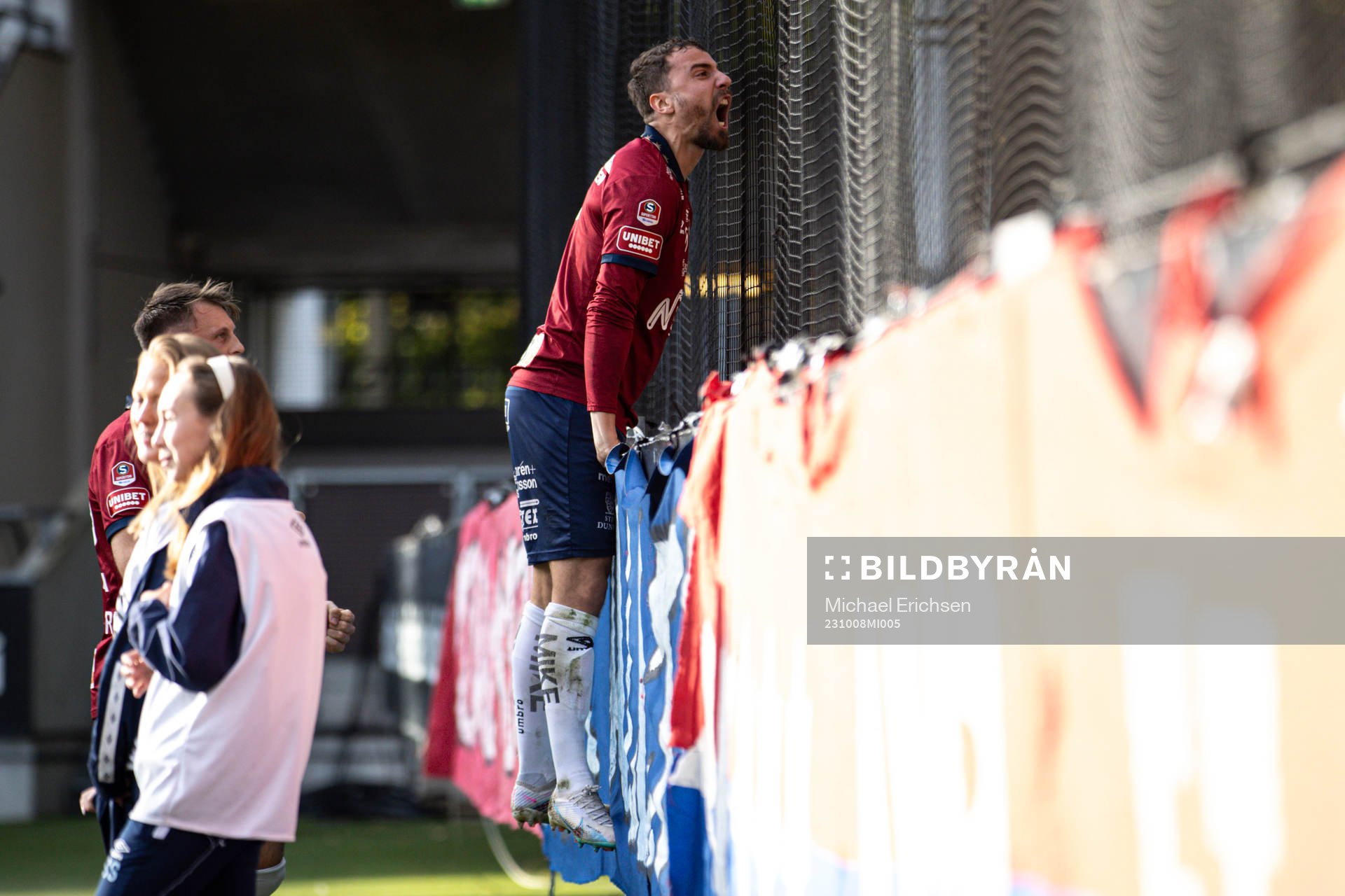 Örgrytes Jonathan Azulay jublar