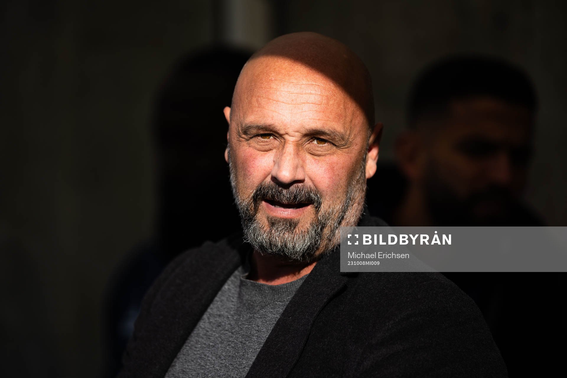 Utsiktens manager Bosko Orovic innan fotbollsmatchen i