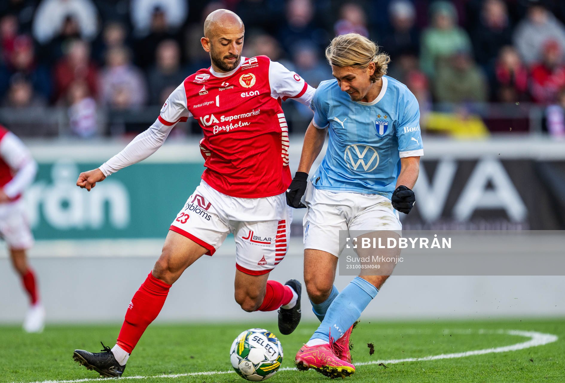 Kalmars Robert Gojani och Malmö FFs Sebastian Nanasi