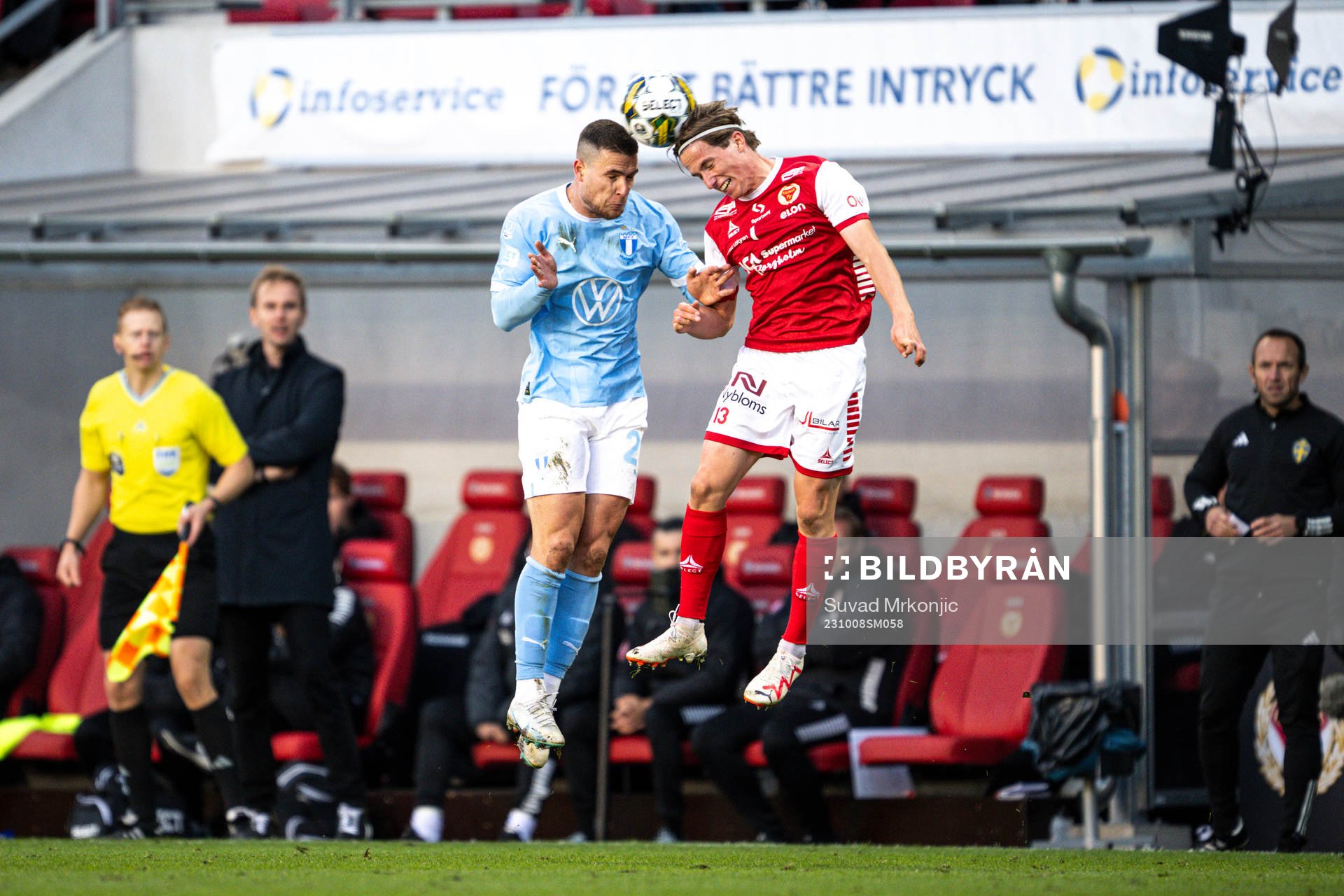 Malmö FFs Lasse Berg Johnsen och Kalmars Johan Karlsson