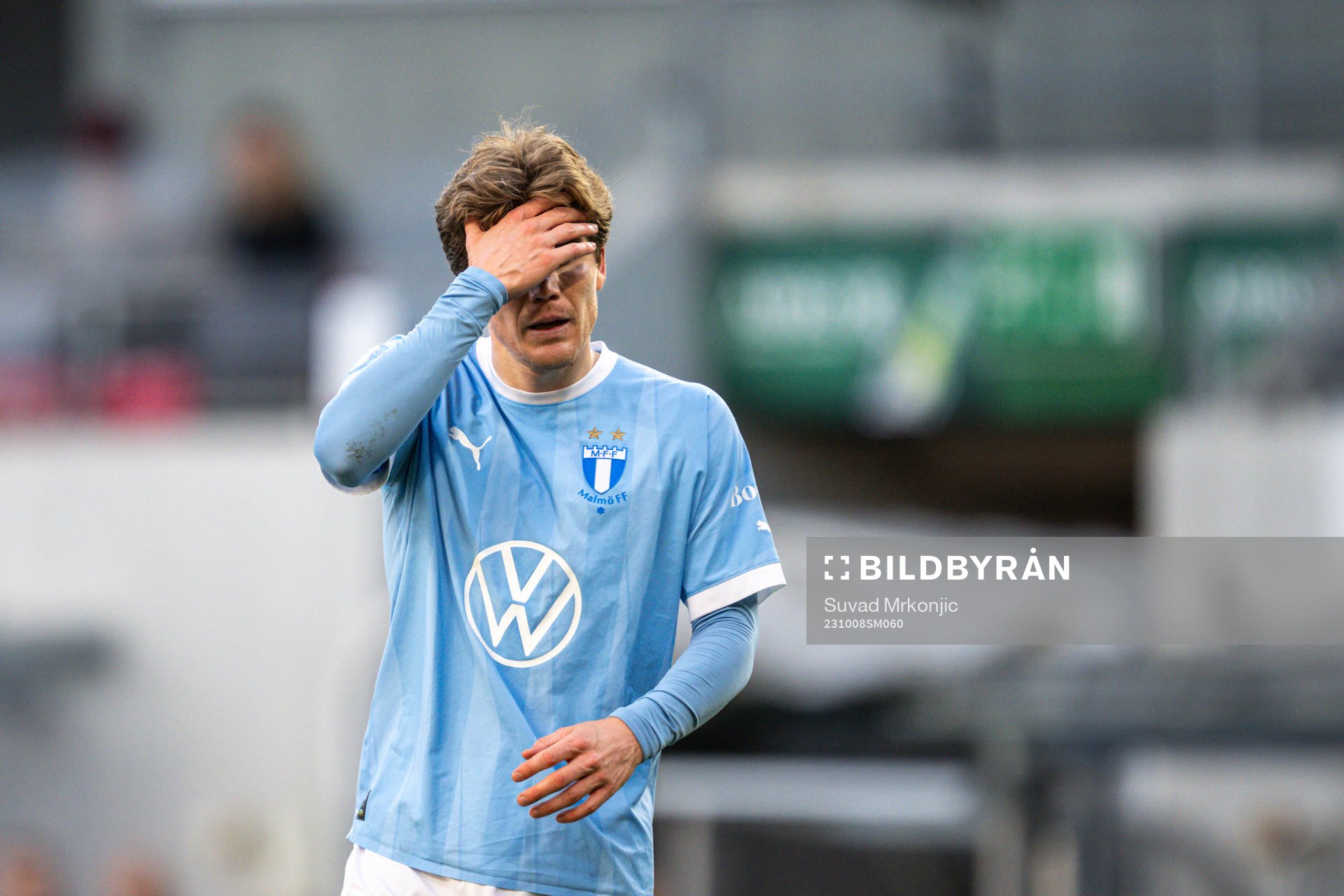 Malmö FFs Oliver Berg deppar
