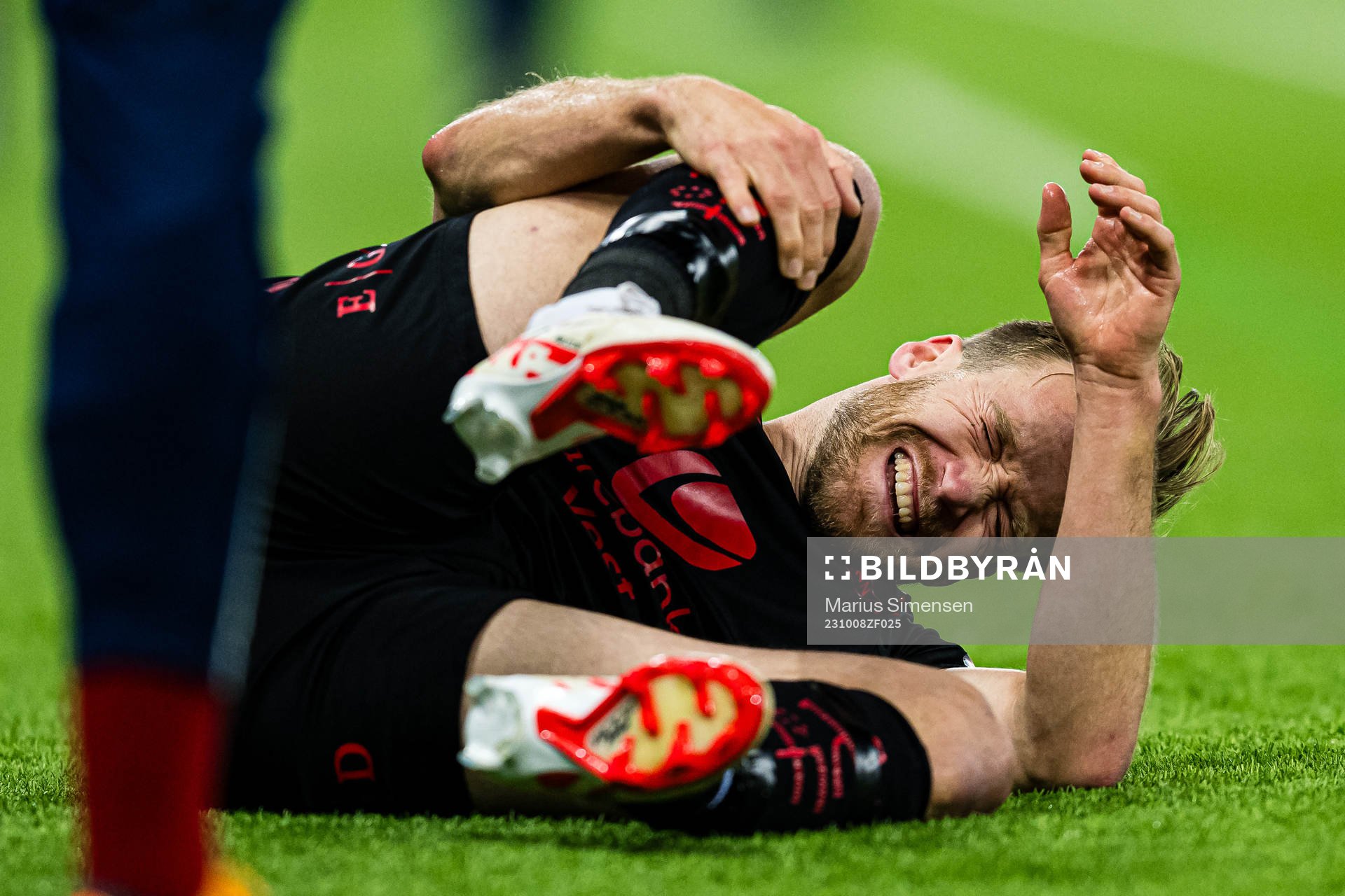 Bård Finne of Brann in pain