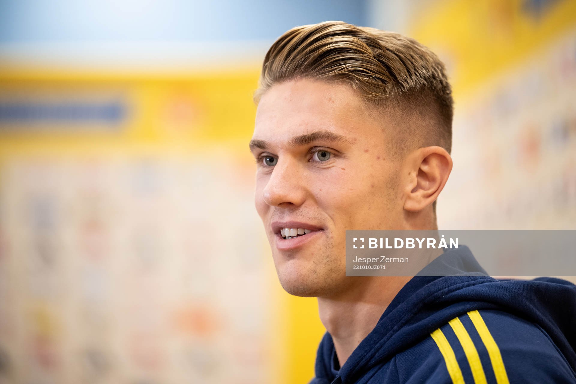 Viktor Gyökeres of the Swedish national football team in the mixed zone after a training session on October 10, 2023 in Stockholm. 