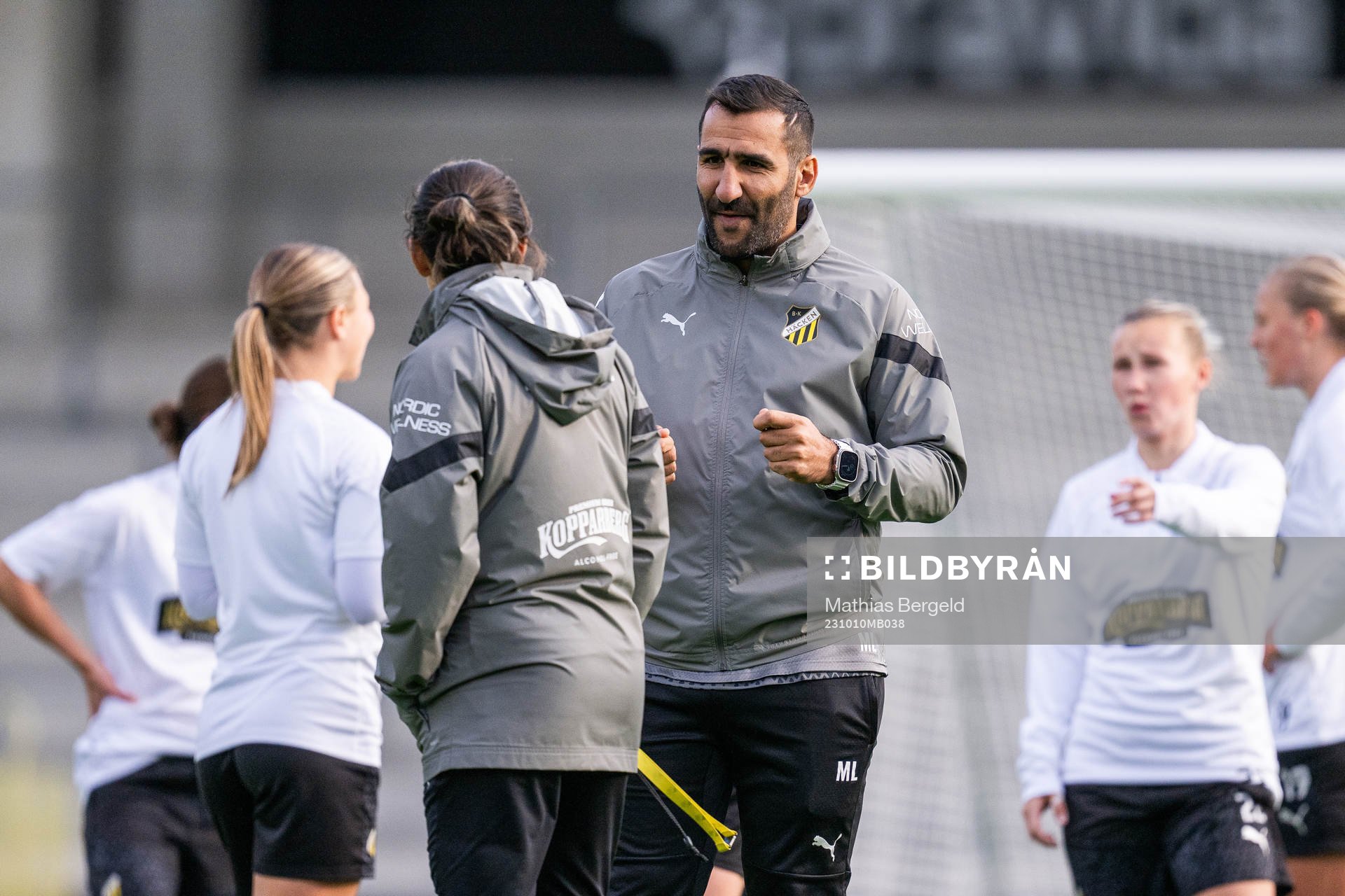 Head coach Mak Lind and assistant coach Bri Campos
