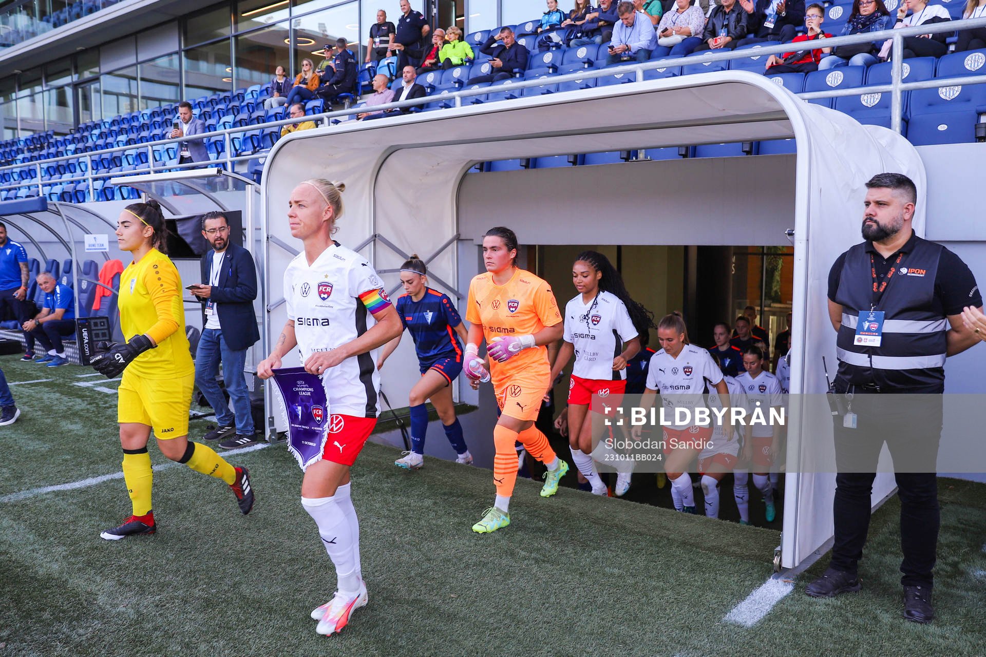 Caroline Seger of Rosengård enter the pitch