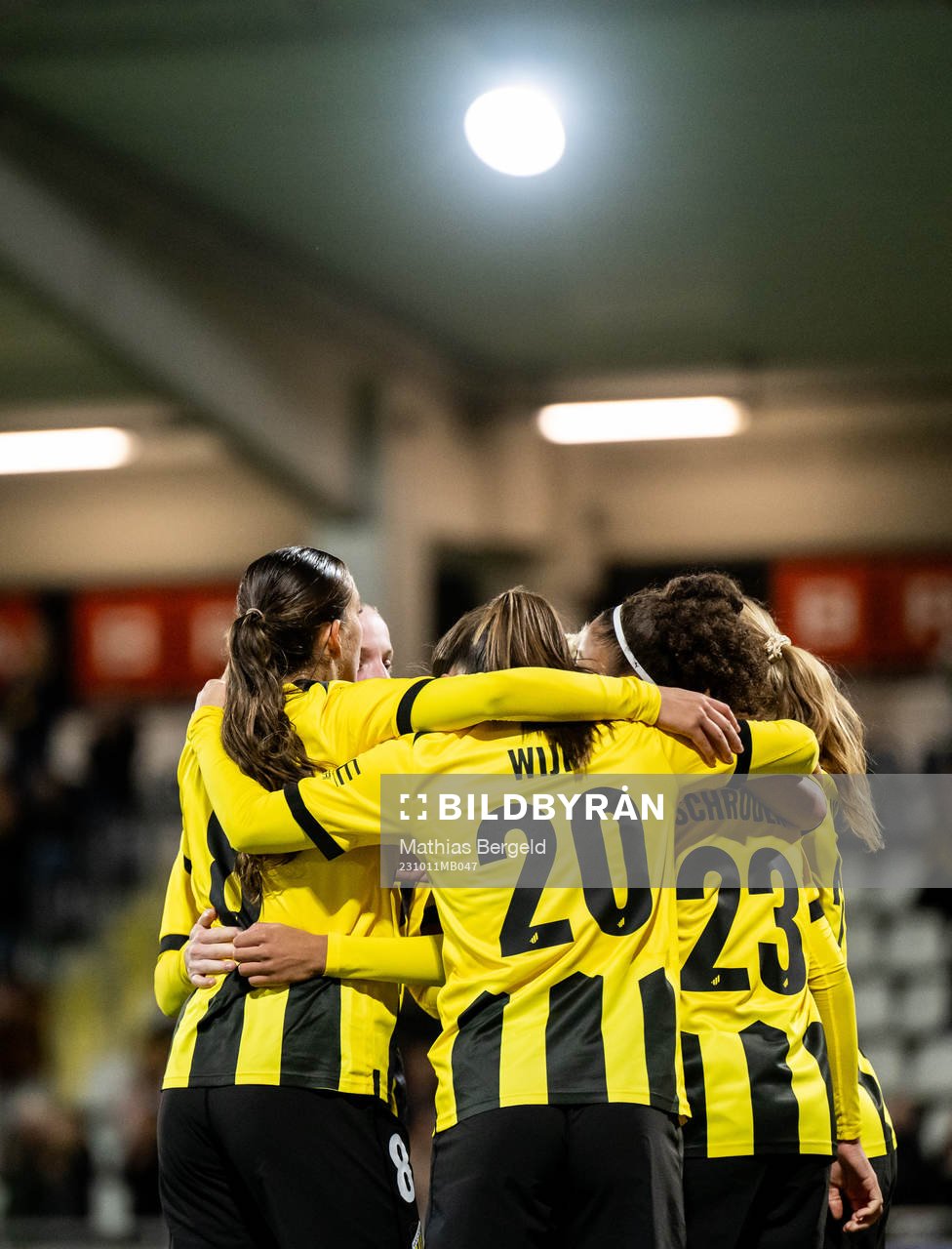 Players of Häcken celebrate the 1-1 goal by Felicia