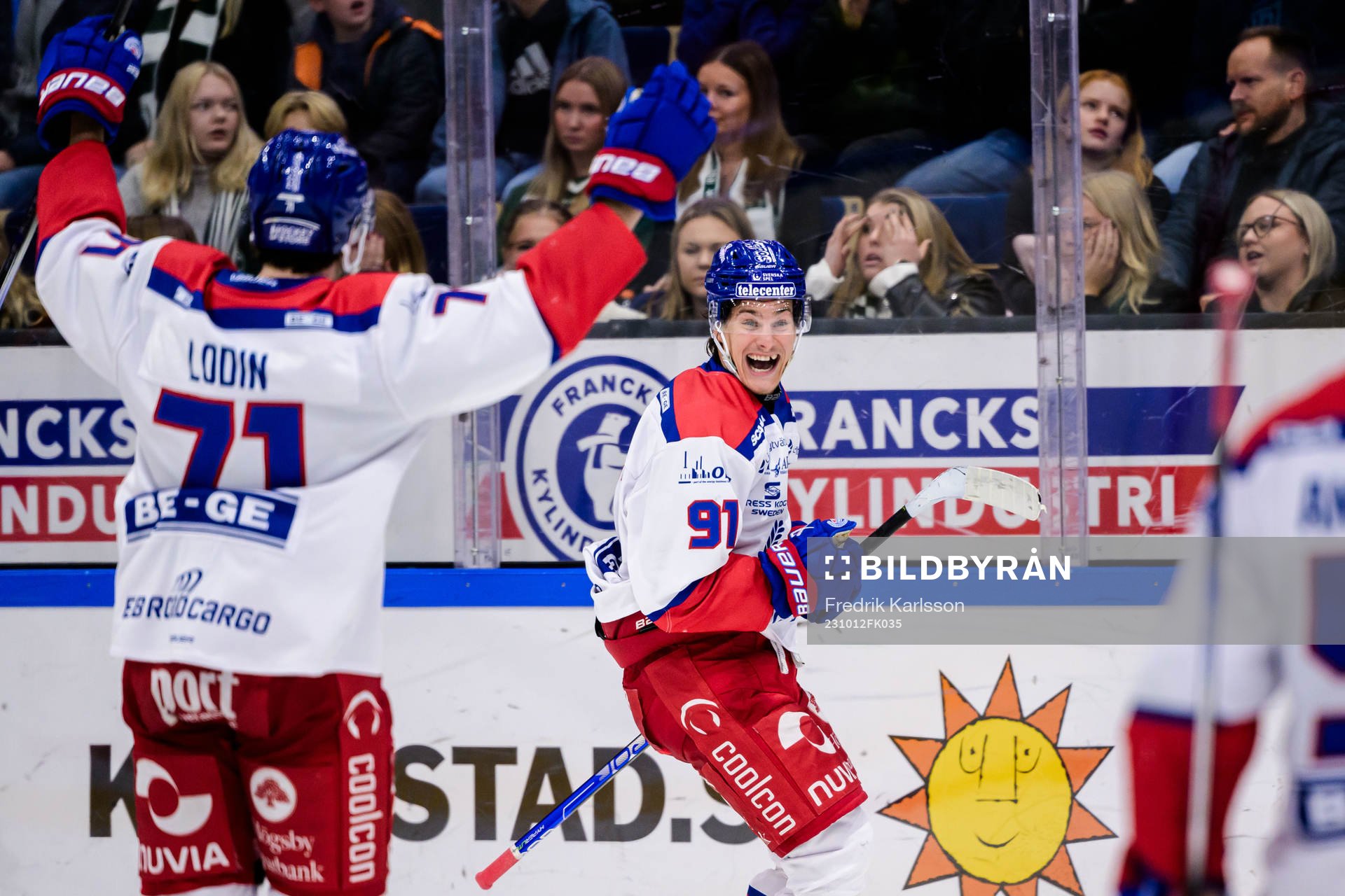 Oskarshamns Logan Hutsko jublar 1-2