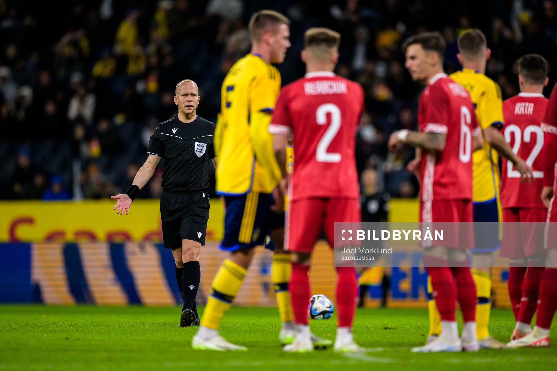 Referee Antti Munukka