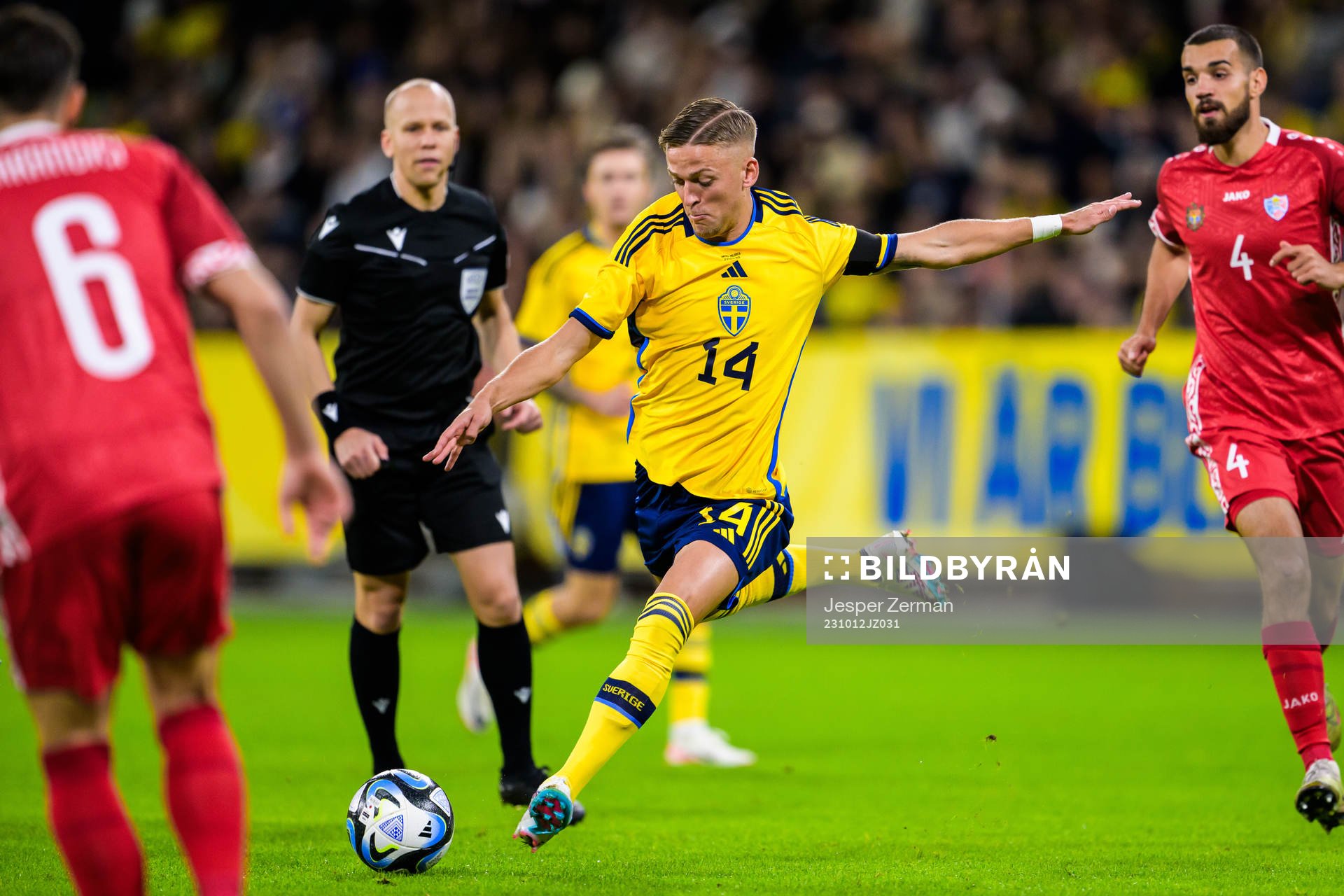 Jesper Karlsson of Sweden
