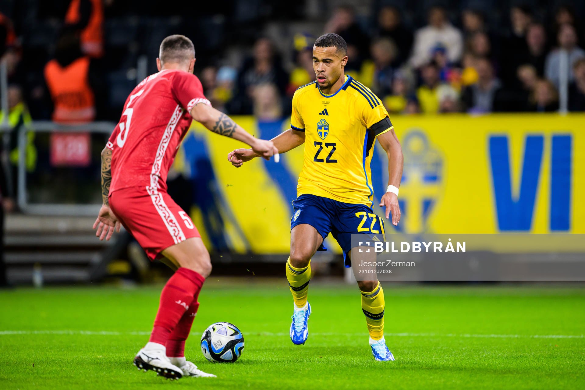 Robin Quaison of Sweden