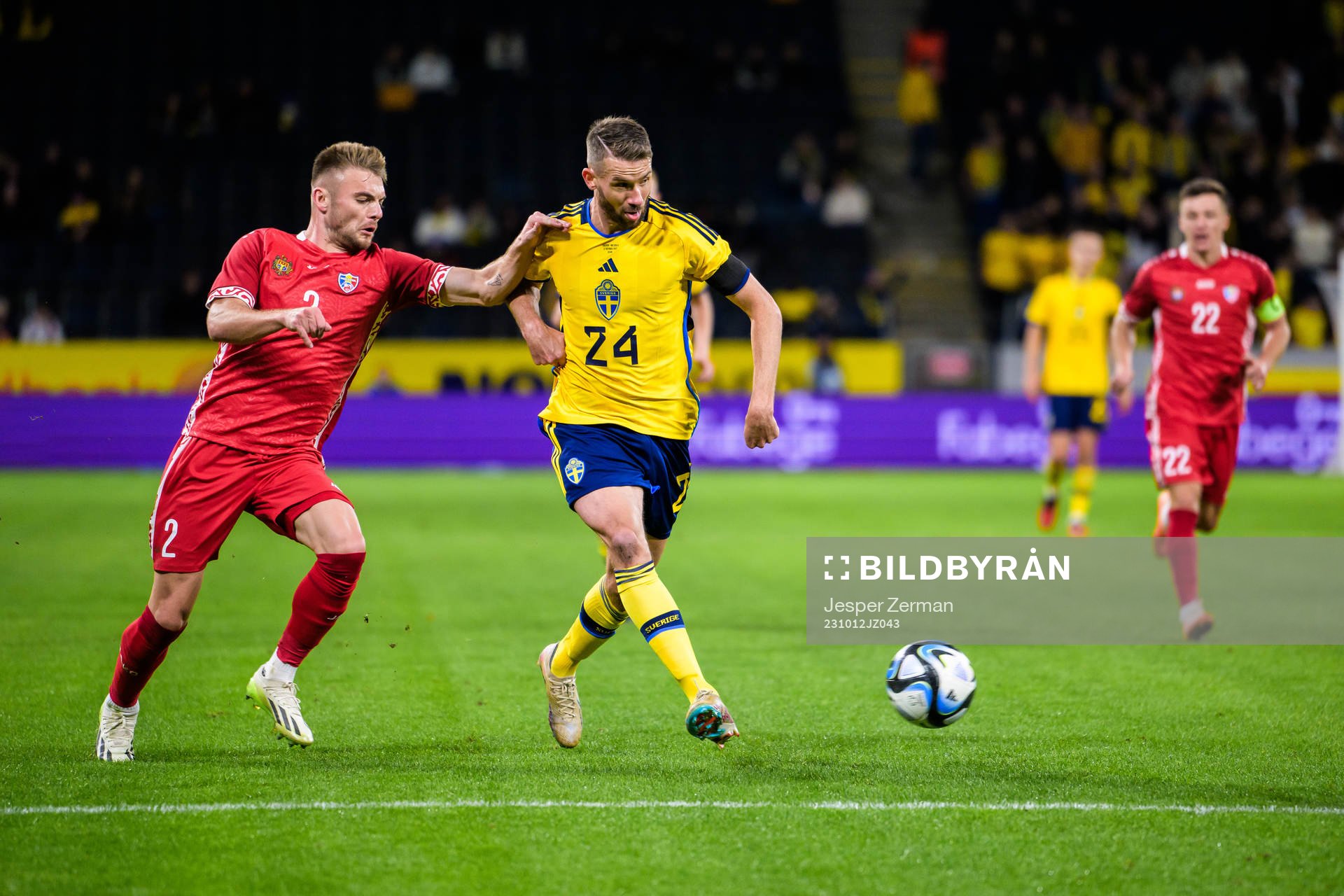 Oleg Reabciuc of Moldova and Marcus Rohdén of Sweden