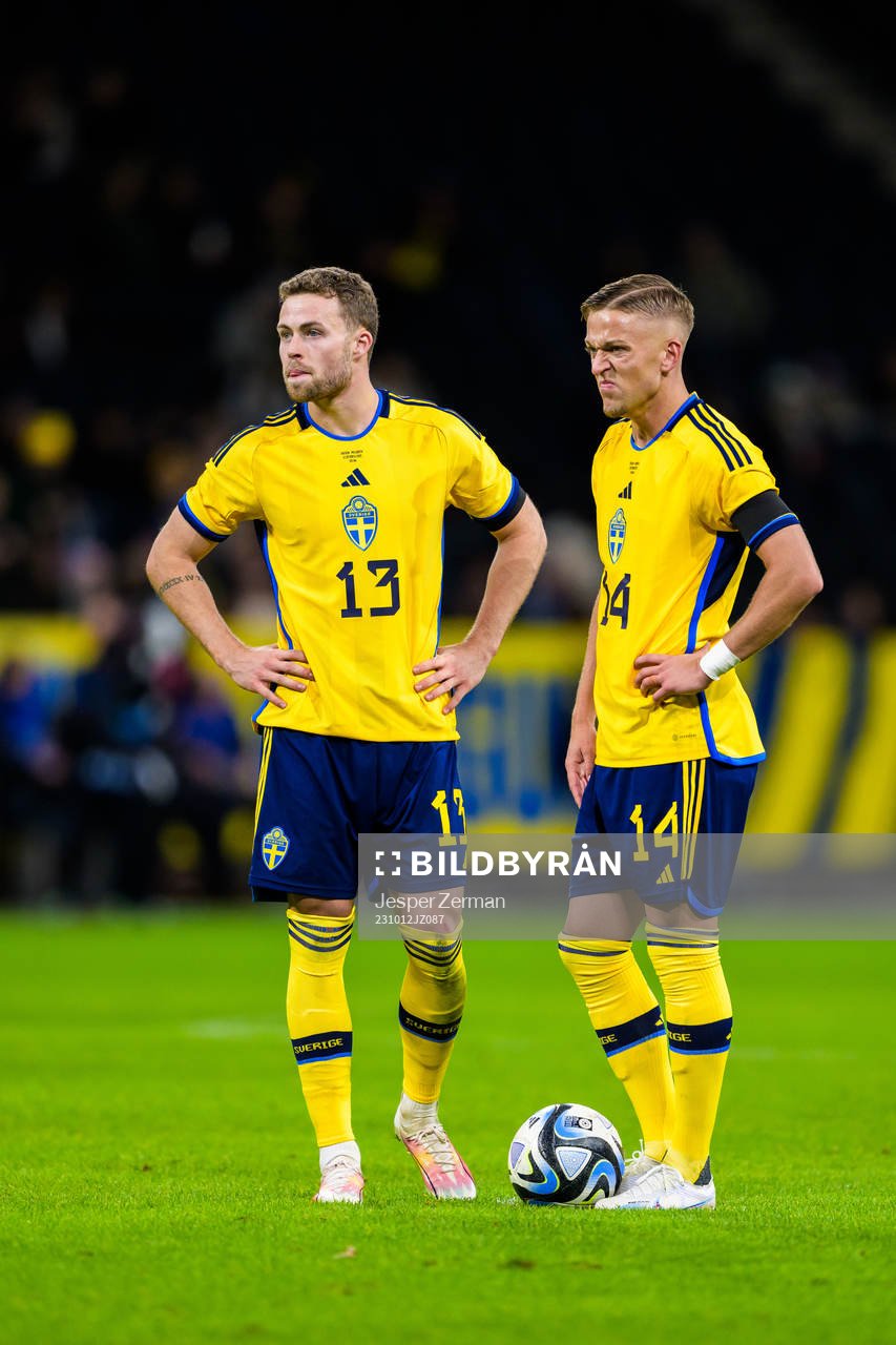 Gabriel Gudmundsson and Jesper Karlsson of Sweden