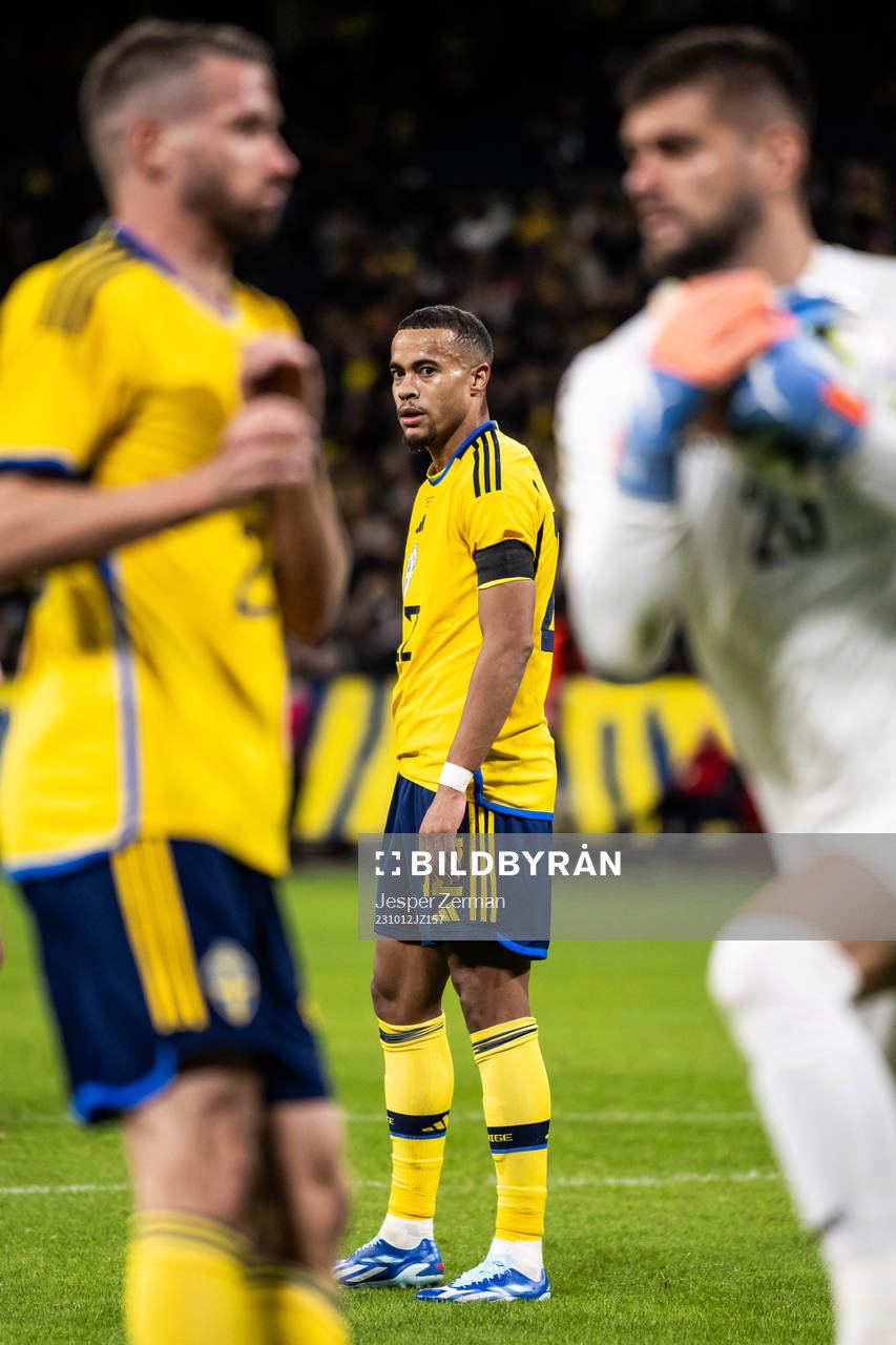 Robin Quaison of Sweden