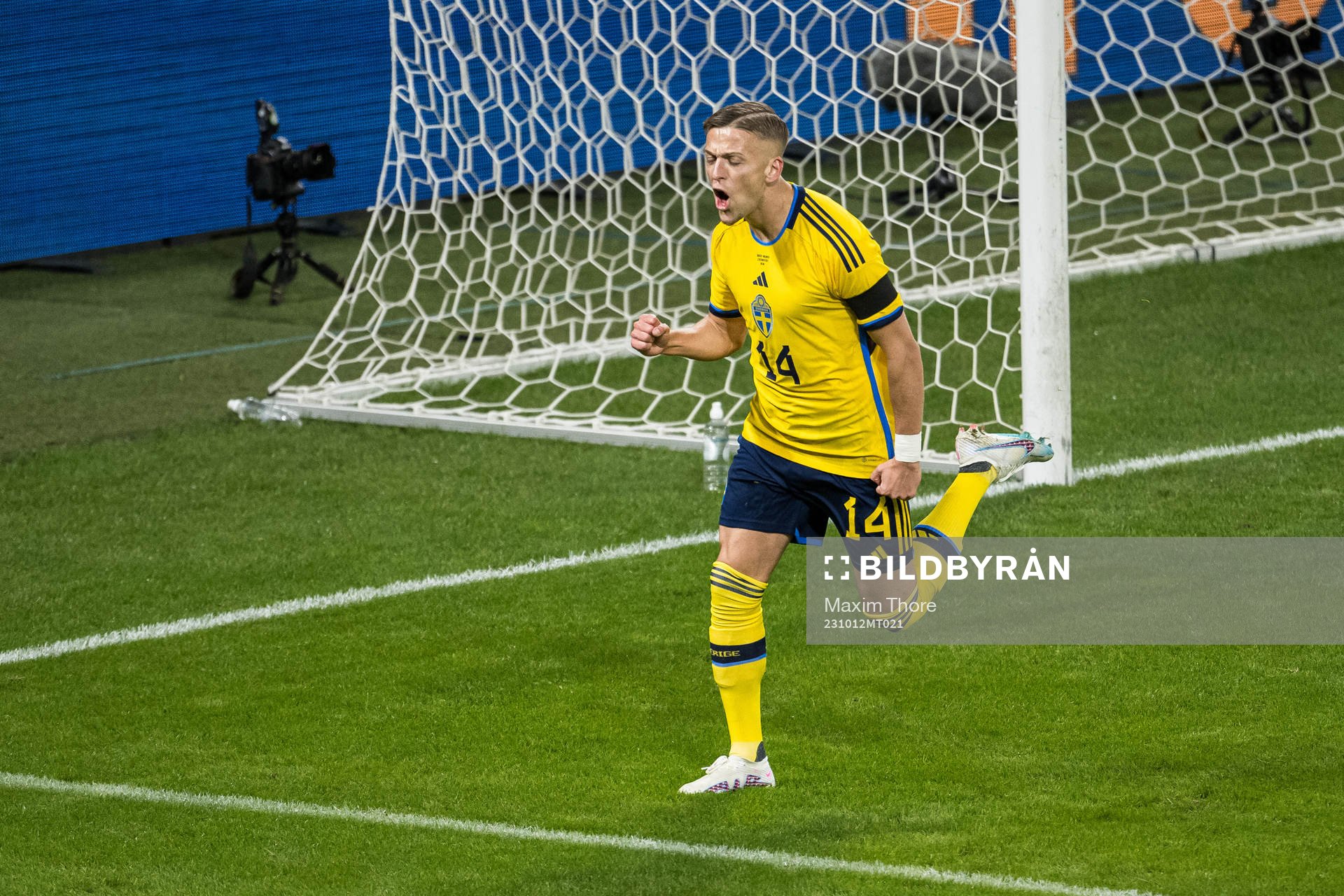 Jesper Karlsson of Sweden celebrating 1-0