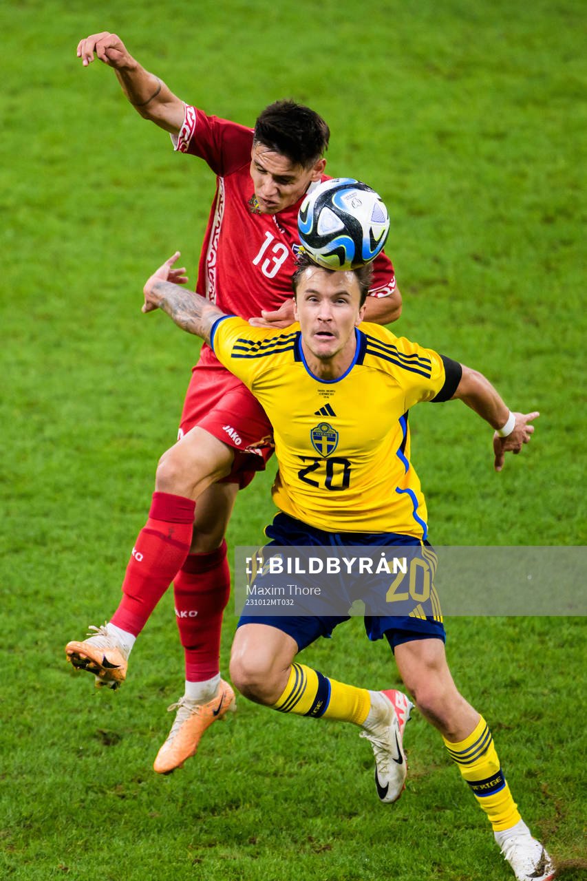 Maxim Cojocaru of Moldova and Kristoffer Olsson of Sweden