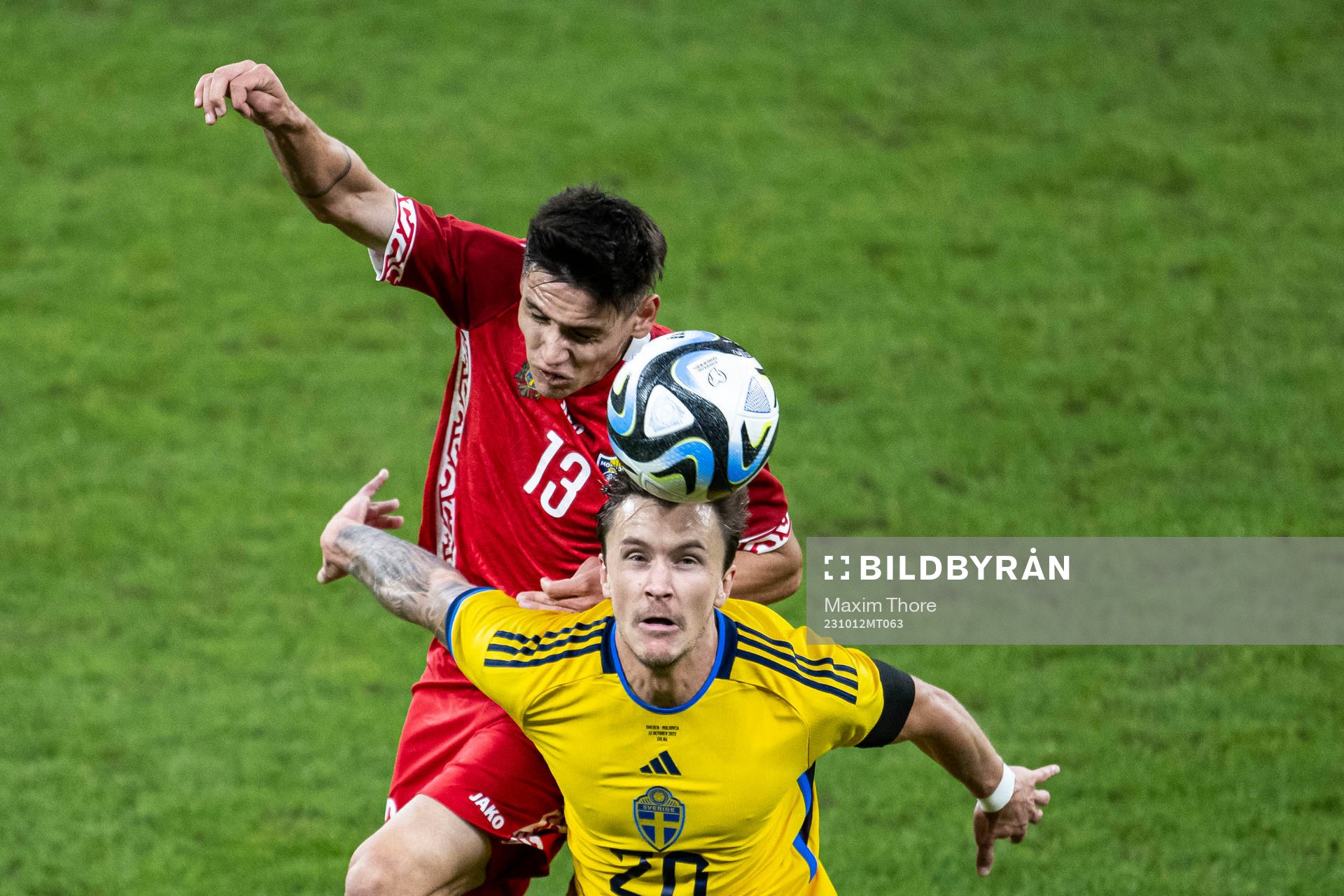 Maxim Cojocaru of Moldova and Kristoffer Olsson of Sweden