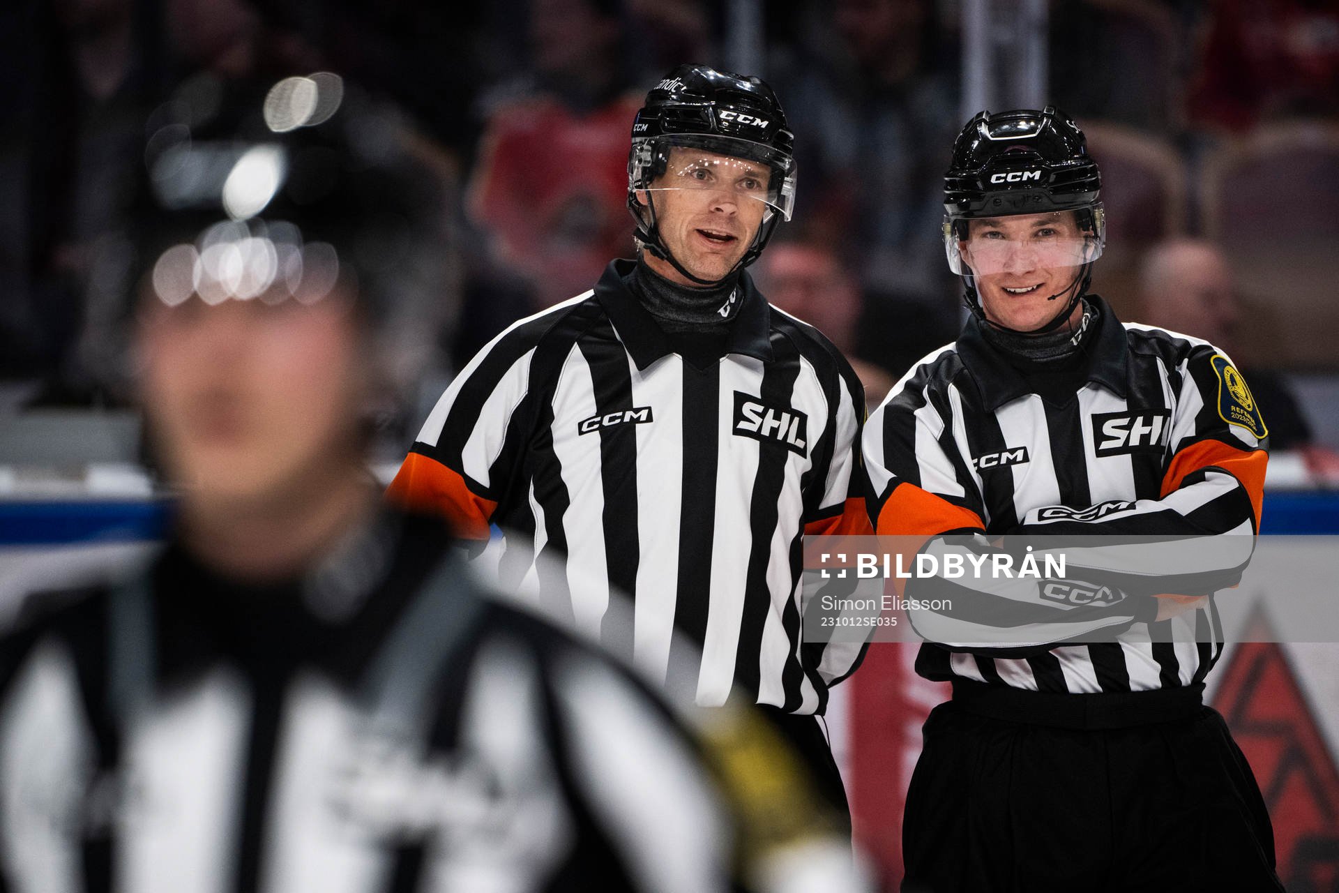 Domare Mikael Andersson och domare Alexander Österberg