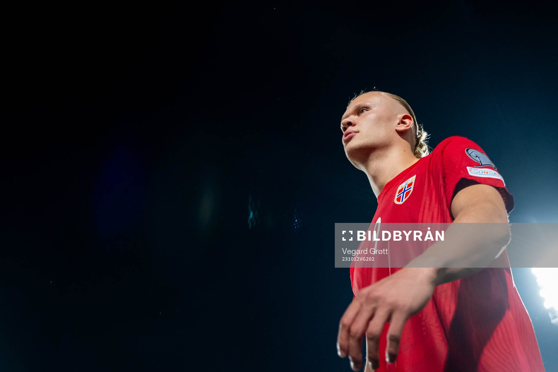 Erling Braut Haaland of Norway enters the pitch