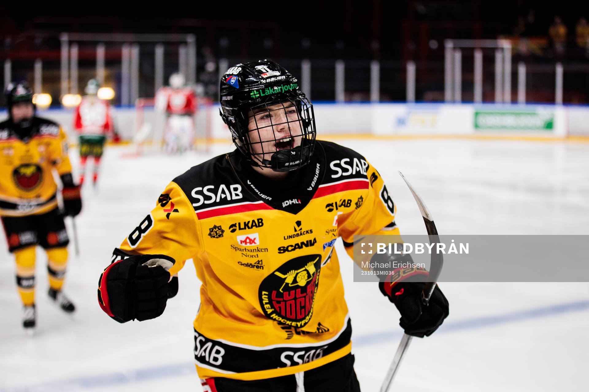 Luleås Ronja Savolainen jublar