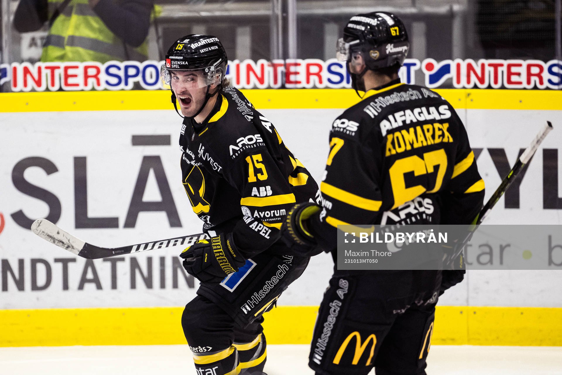 Västerås IKs Jared Dmytriw jublar