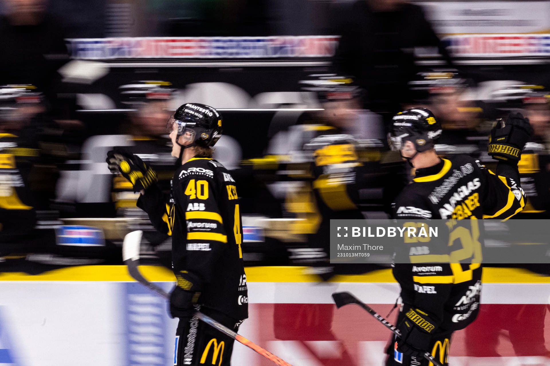 Västerås Isak Skedung och Adam Hofbauer jublar