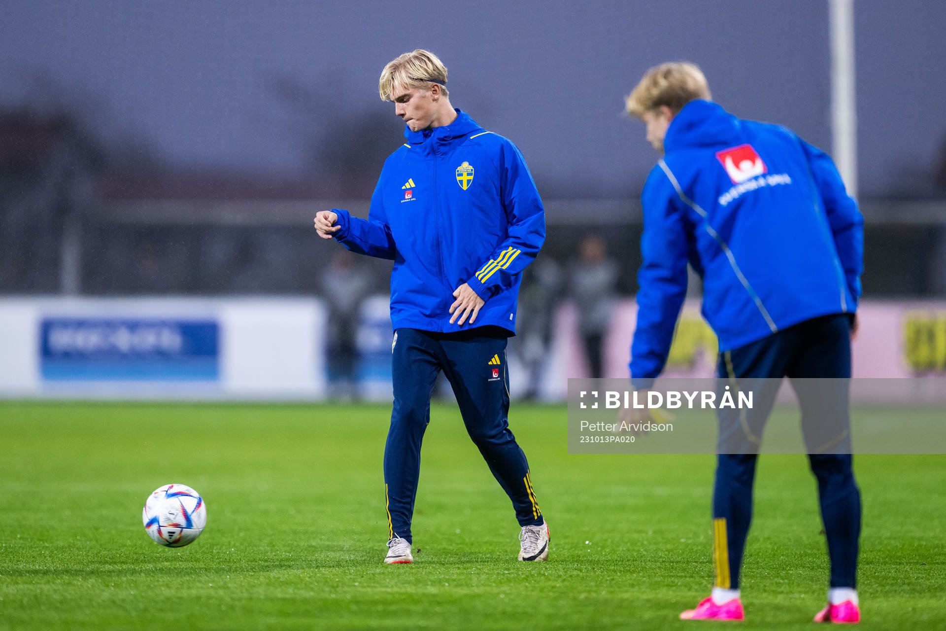Lucas Bergvall of Sweden