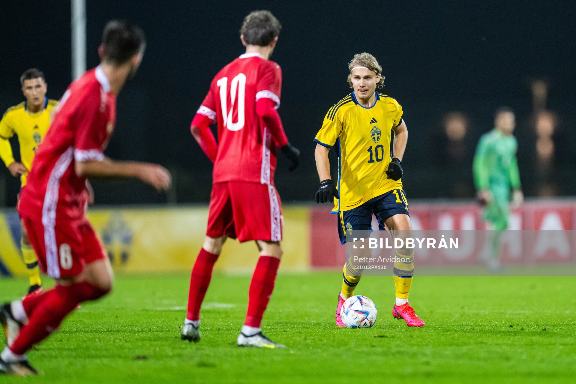 Sebastian Nanasi of Sweden