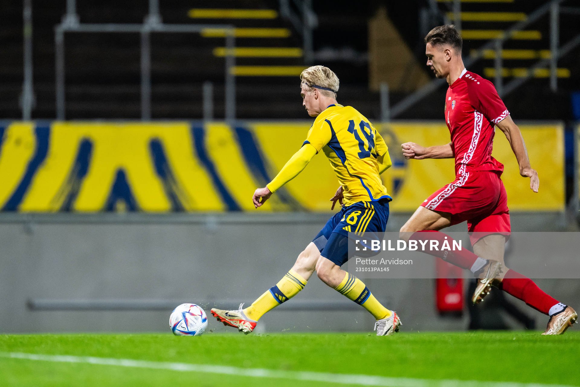 Lucas Bergvall of Sweden scores 4-0