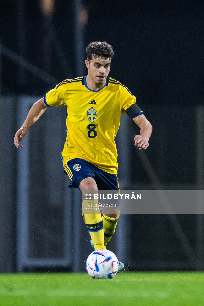 Yasin Ayari of Sweden