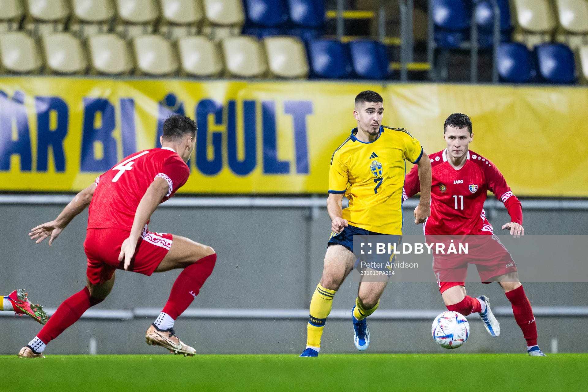 Mayckel Lahdo of Sweden and Daniel Danu of Moldova