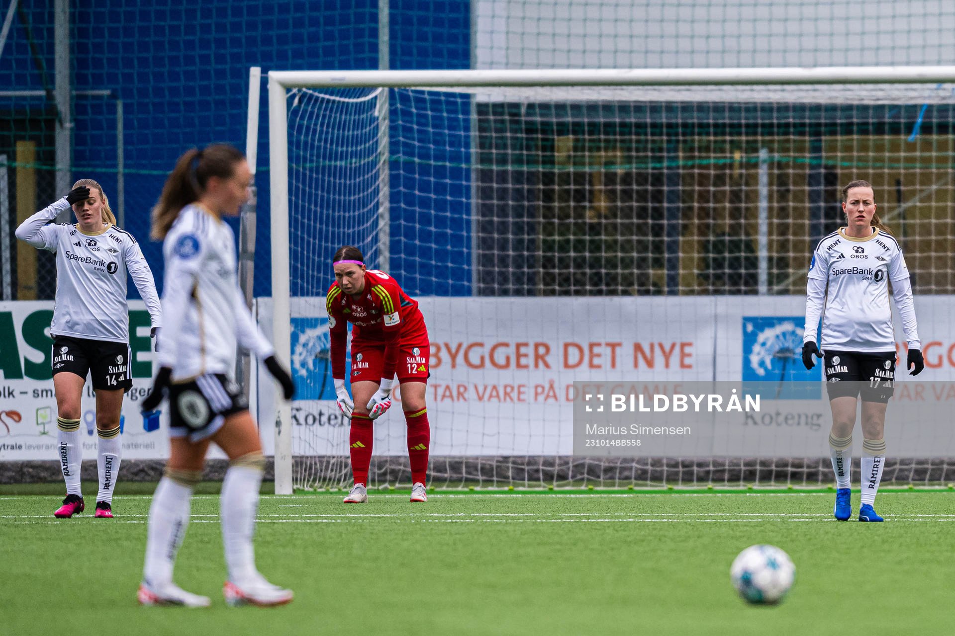 Mathilde Harviken and Kristine Minde of Rosenborg looks
