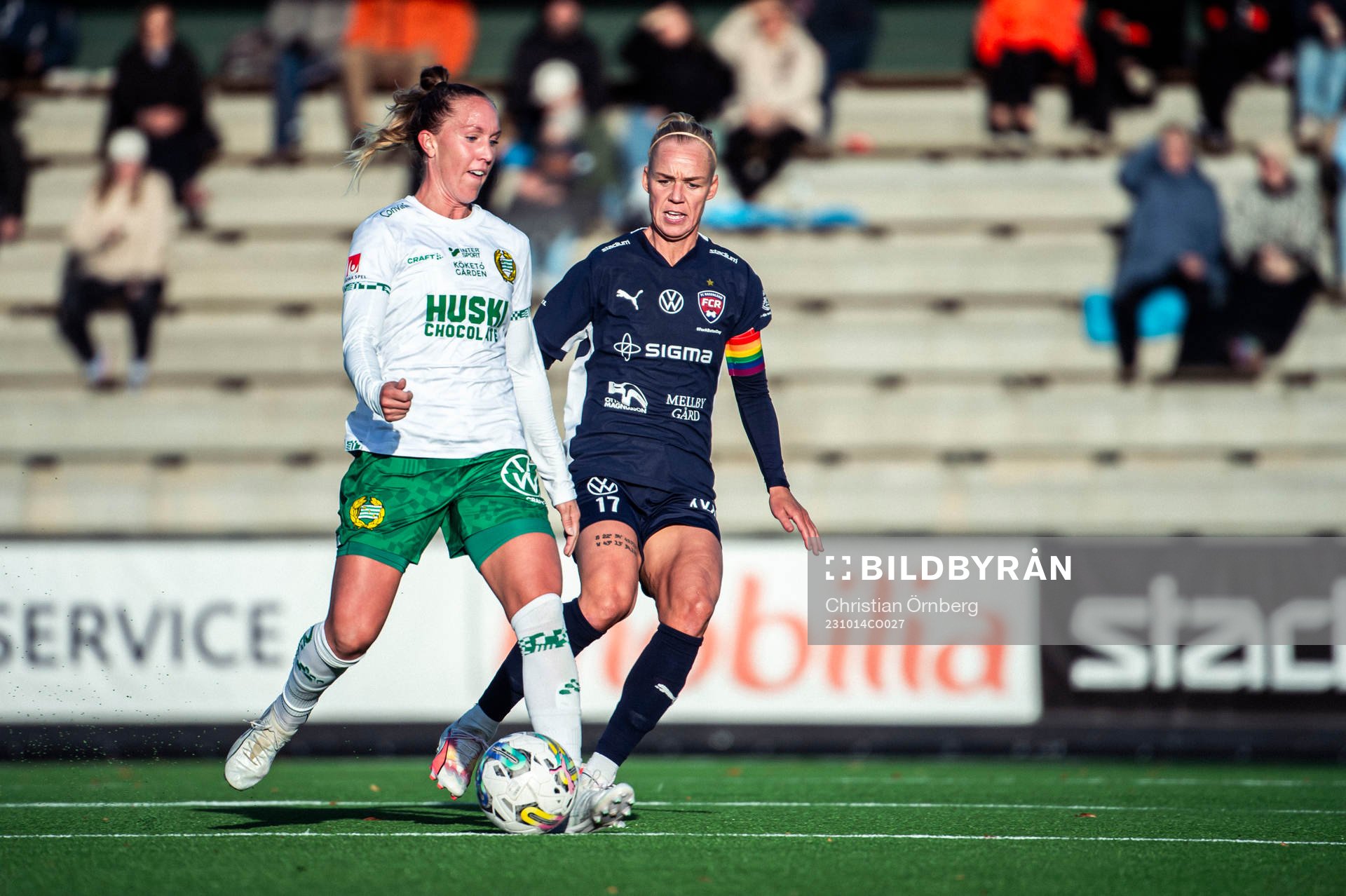 Hammarbys Julia Roddar och FC Rosengårds Caroline Seger