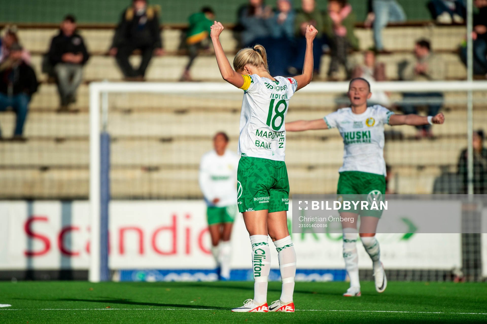 Hammarbys Alice Carlsson jublar