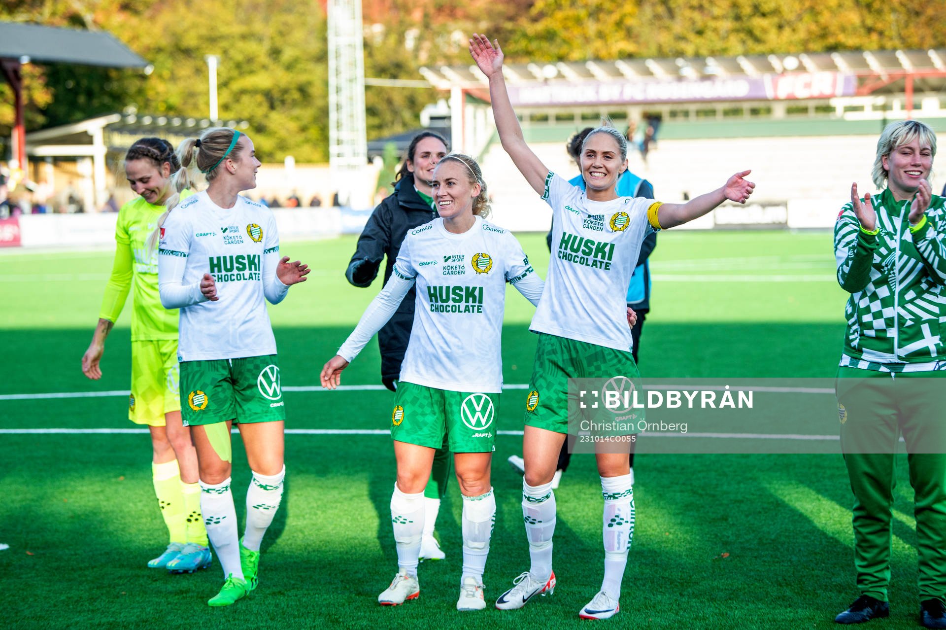 Hammarbys spelare jublar