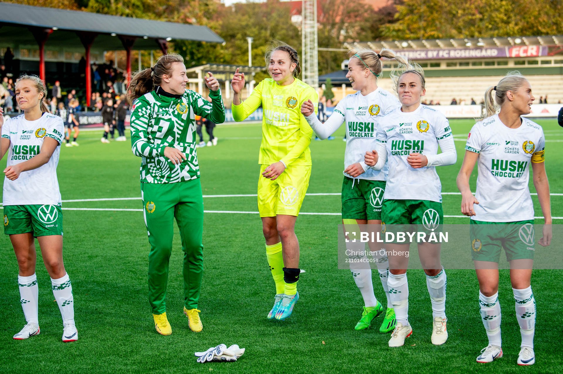 Hammarbys spelare jublar