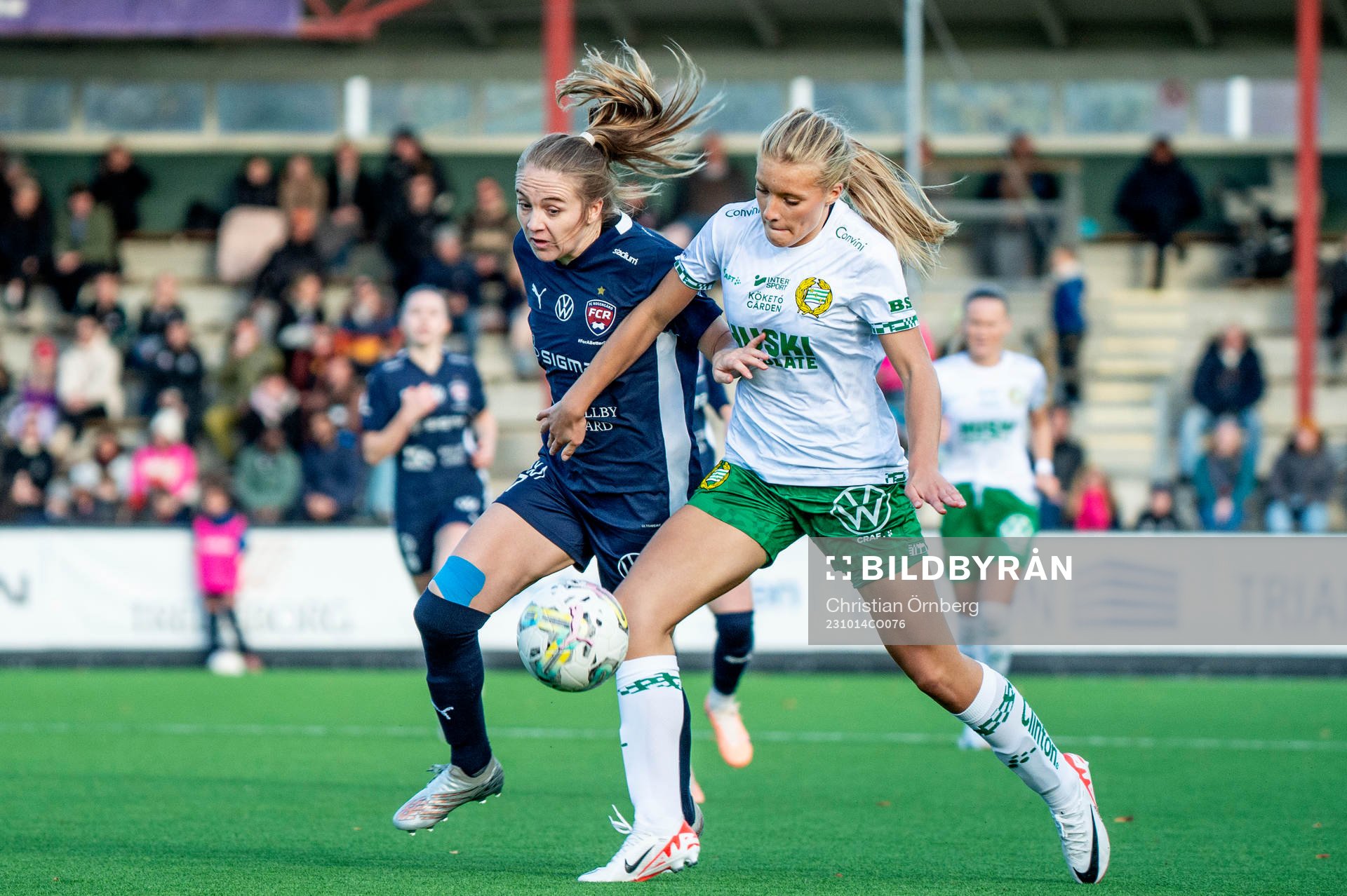 FC Rosengårds Fiona Brown mot Hammarbys Smilla Holmberg