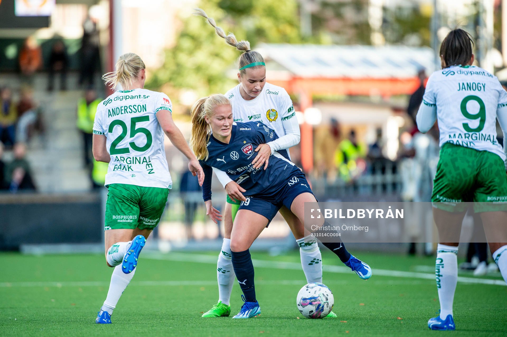 FC Rosengårds Sofie Bruun Bredgaard mot Hammarbys Eva