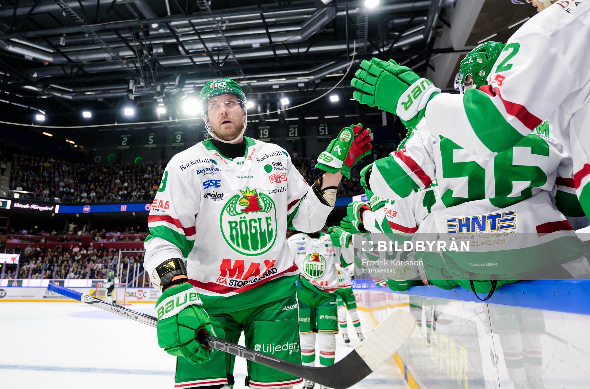 Rögles Linus Sandin jublar