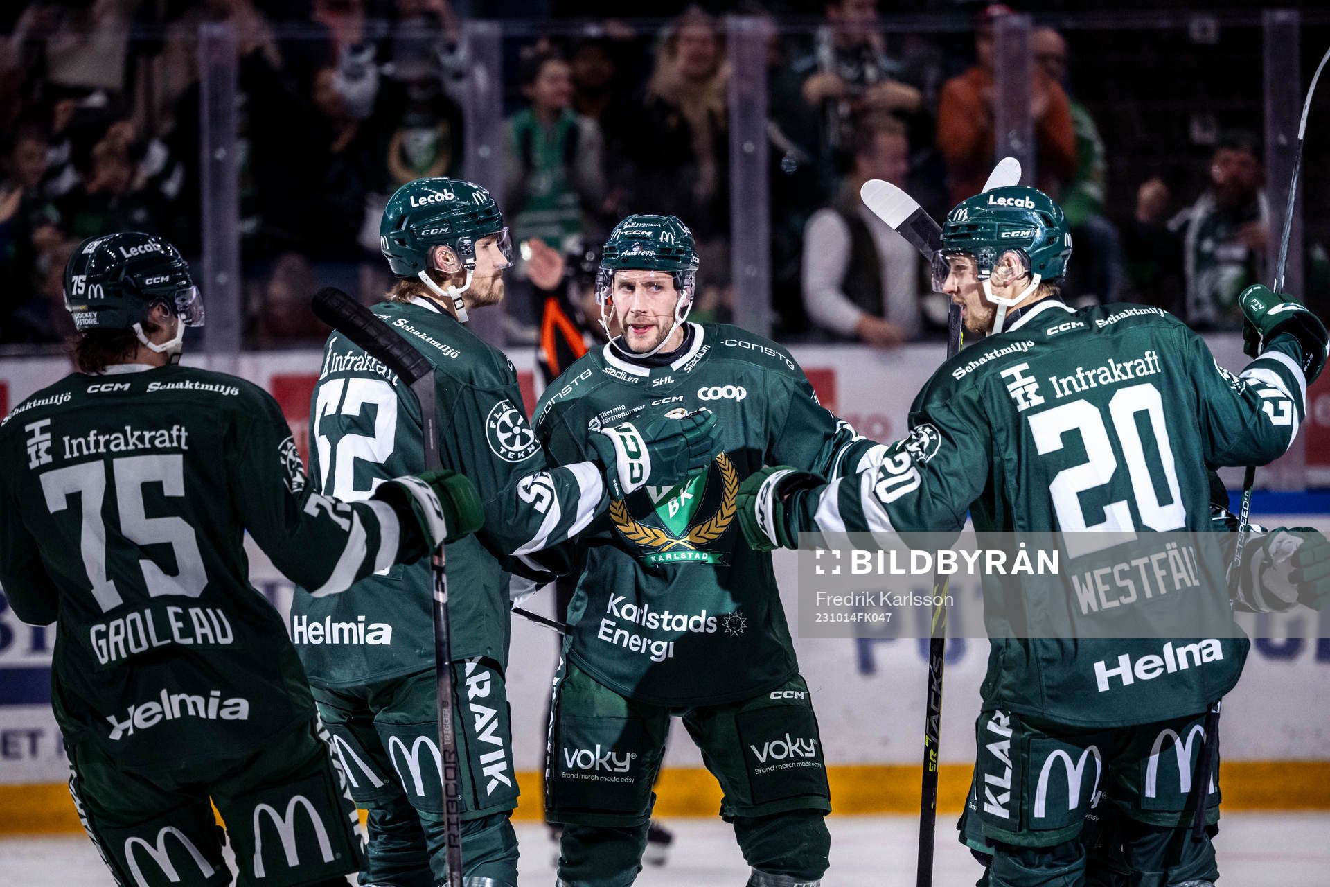 Färjestads Per Åslund jublar