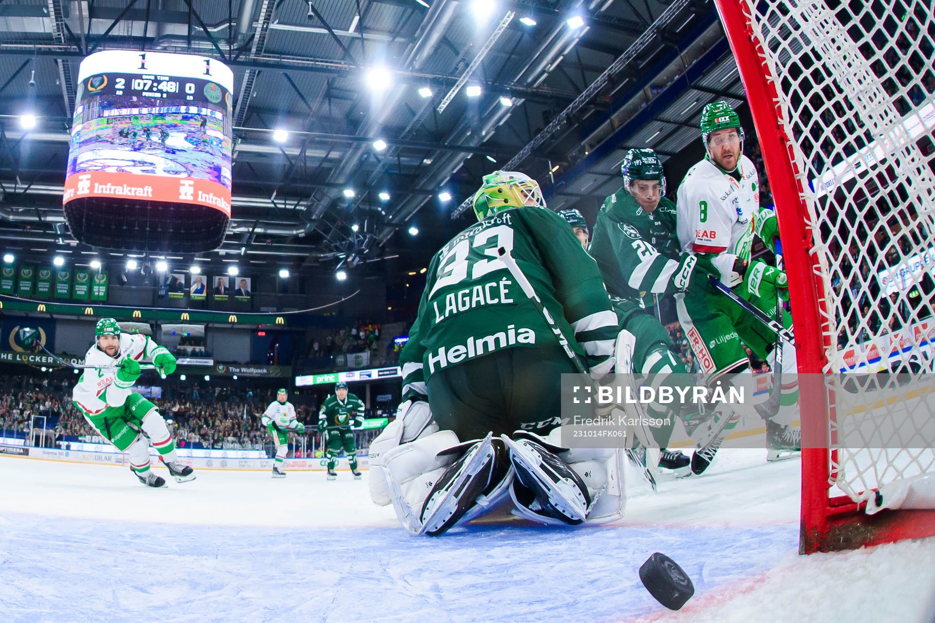 Rögles Linus Sandin skjuter 2-1
