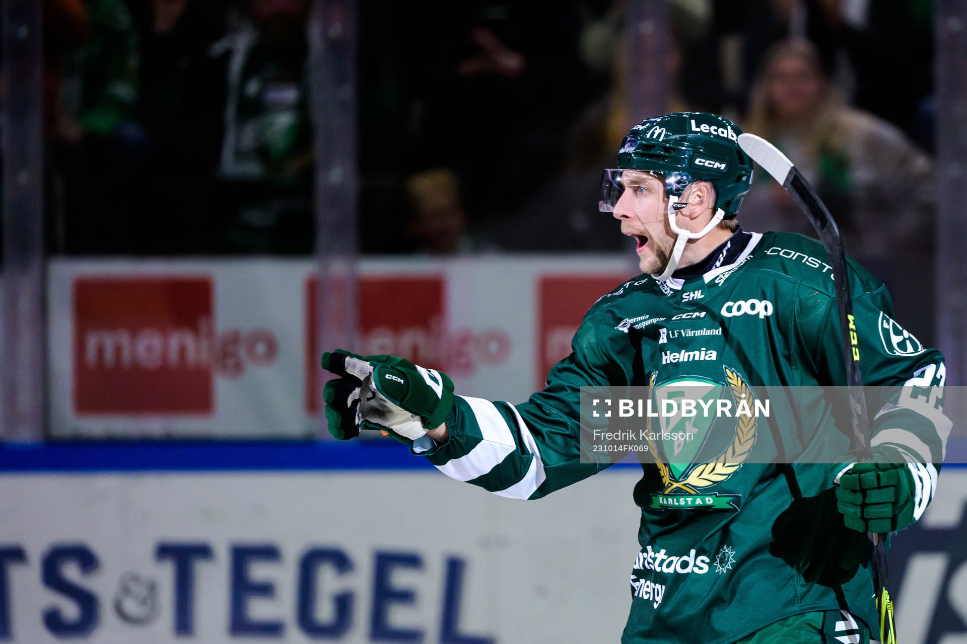 Färjestads Per Åslund jublar