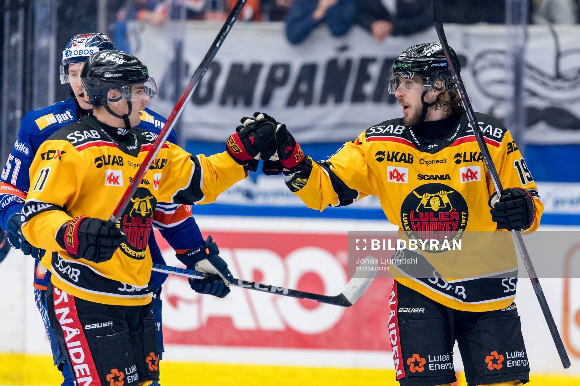 Luleå Hockeys Nikola Pasic och Mario Kempe jublar