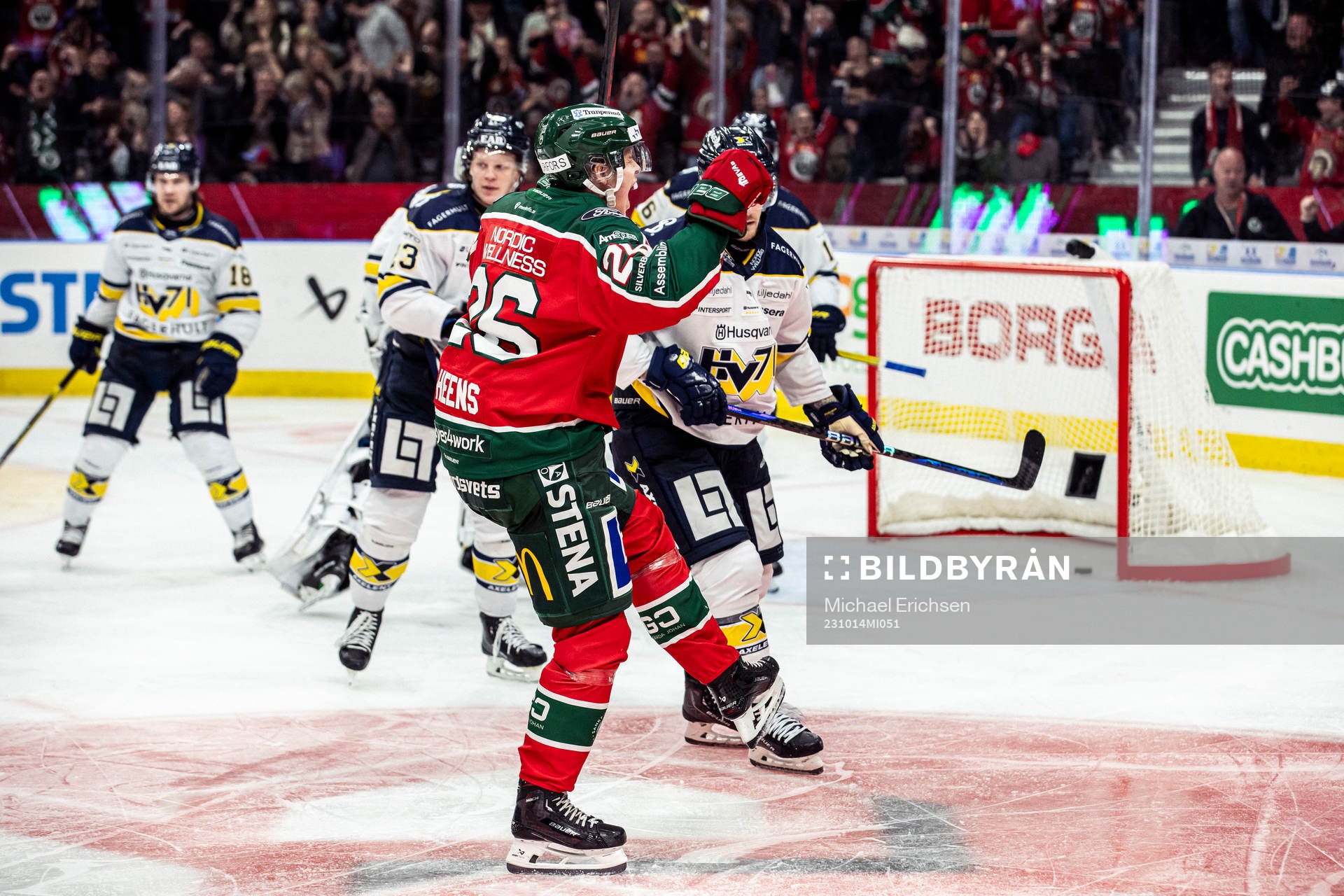 Frölunda HCs Isac Heens jublar