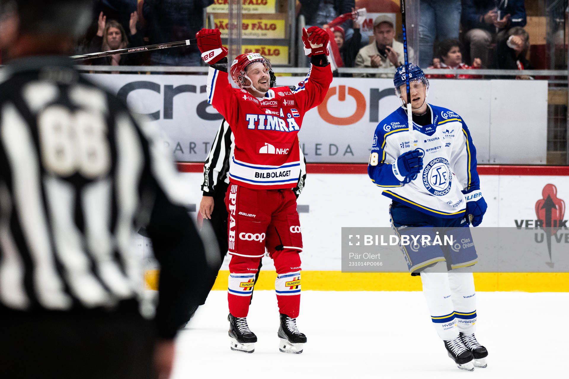 Timrås Jonathan Dahlén jublar