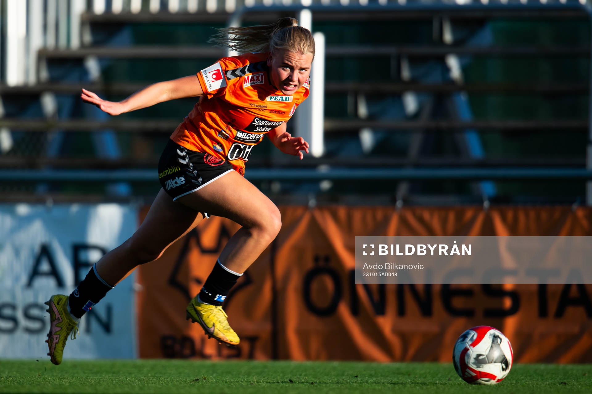 Kristianstads Emelia Oskarsdottir under fotbollsmatchen i Damallsvenskan mellan Kristianstad och Örebro den 15 oktober 2023 i Kristianstad.